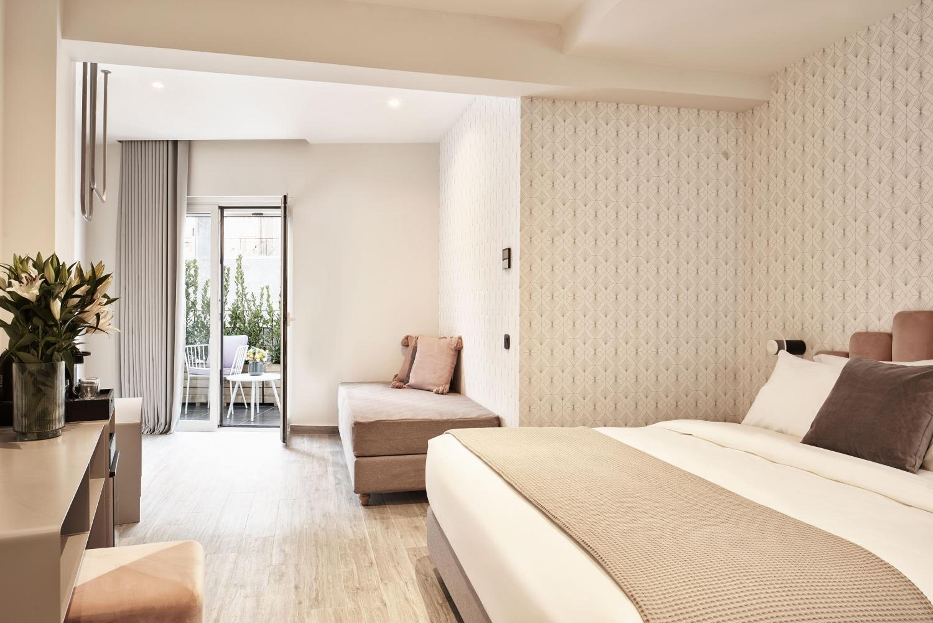 Family Suite with Balcony photo 1