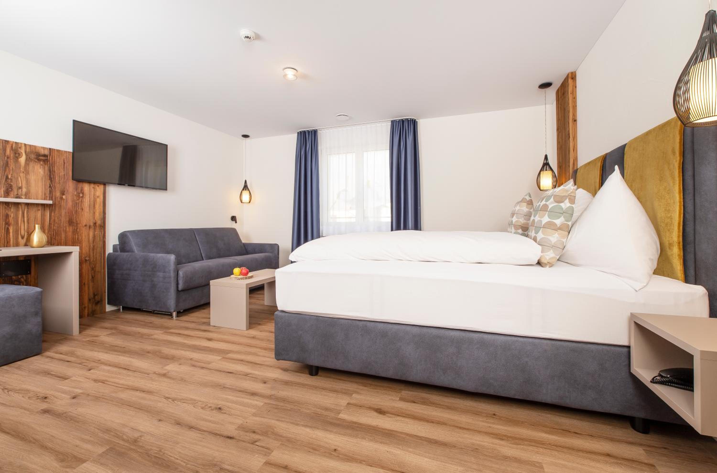 Standard Double Room - Photo 8