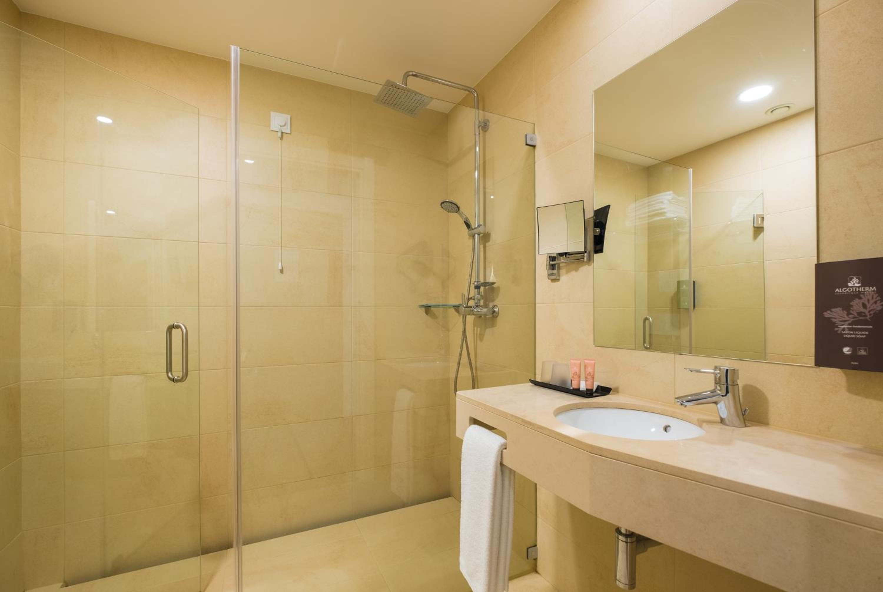 Available room
