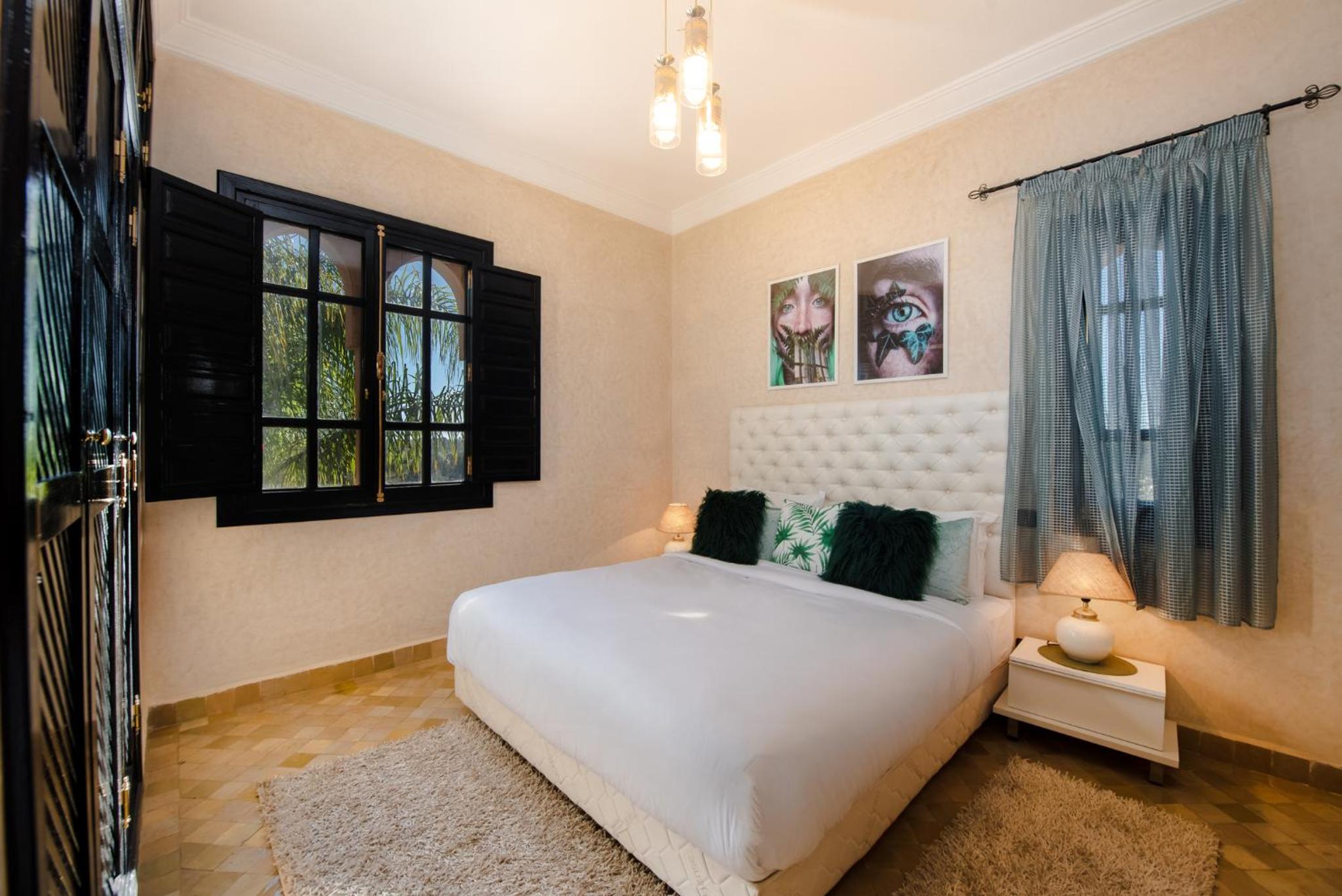 Two-Bedroom Apartment - Photo 15
