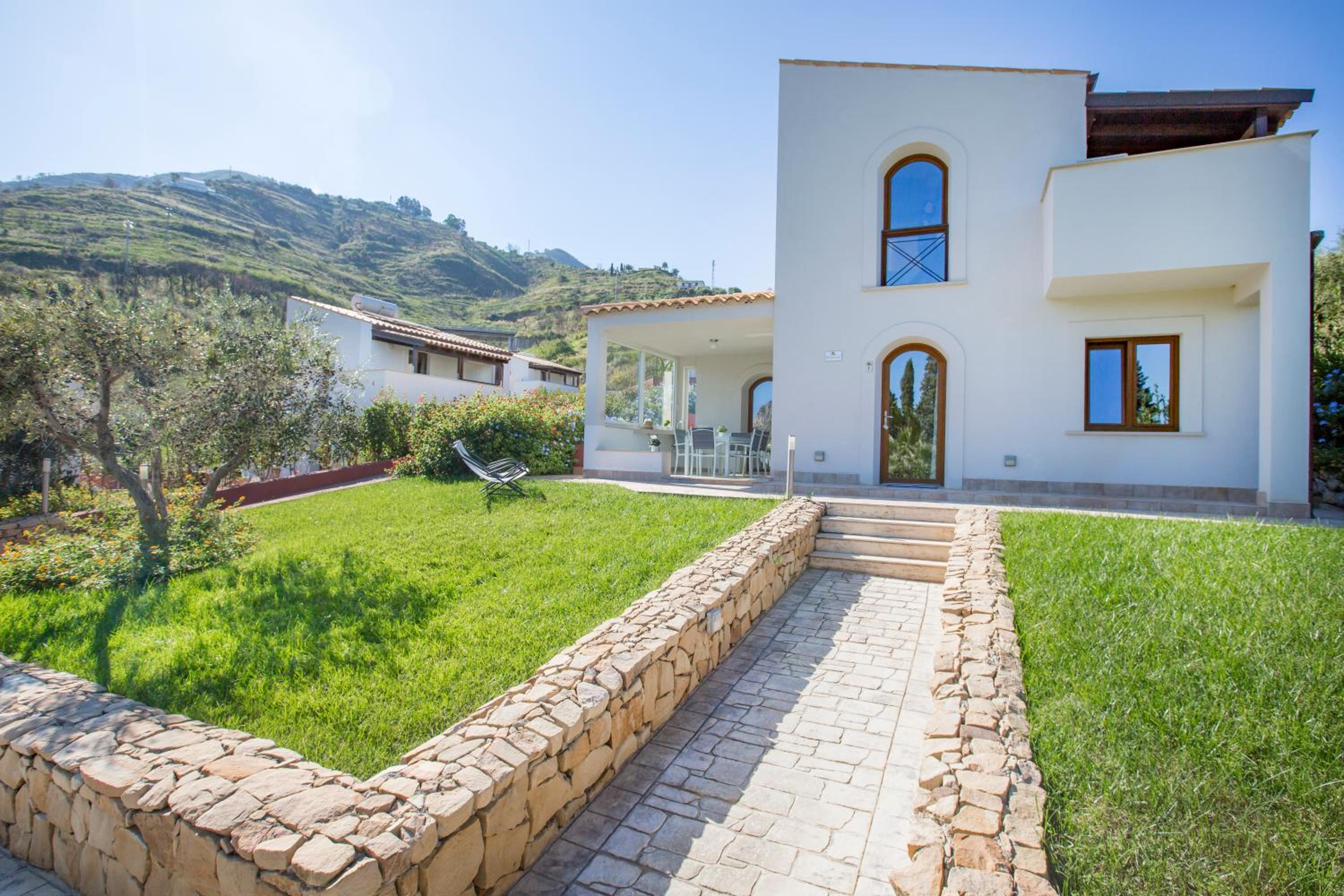 Villa with garden view - Split Level photo 2