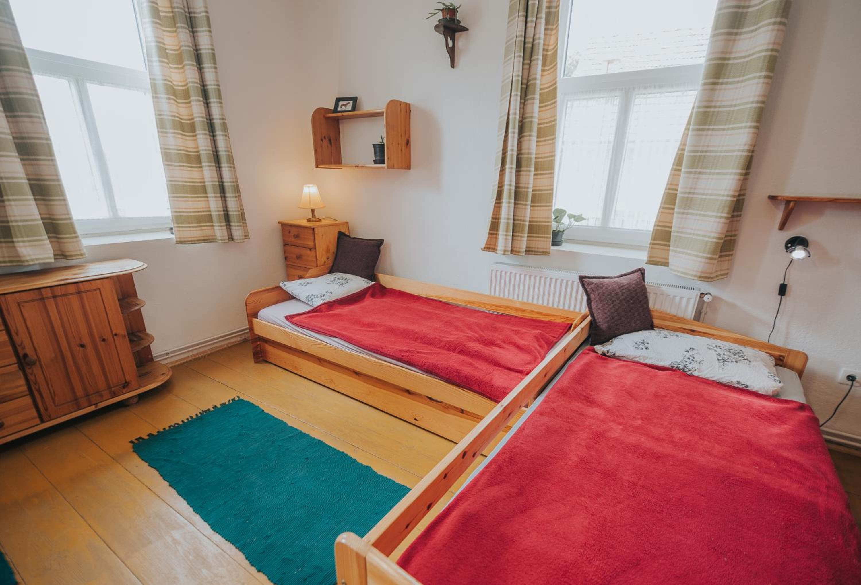 Three-Bedroom Apartment - Photo 17