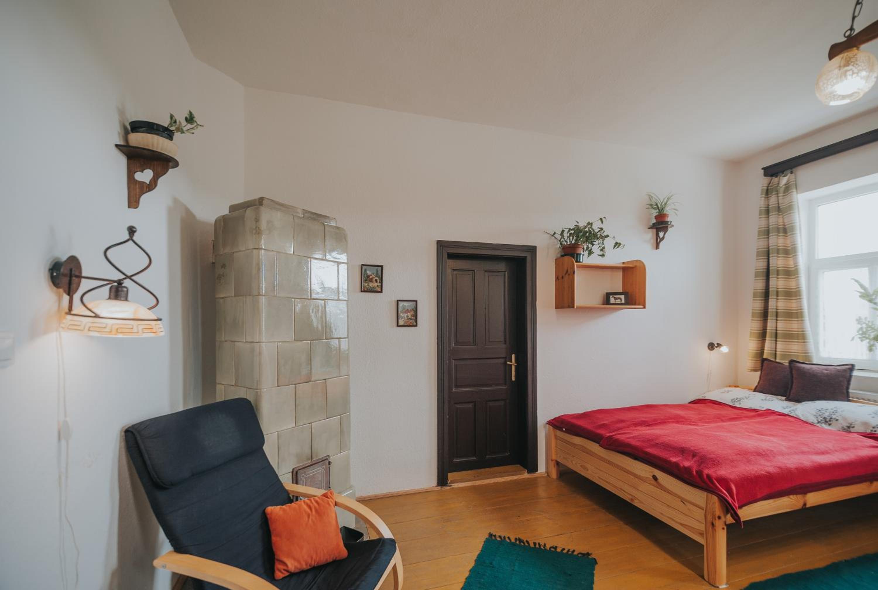 Three-Bedroom Apartment - Photo 18