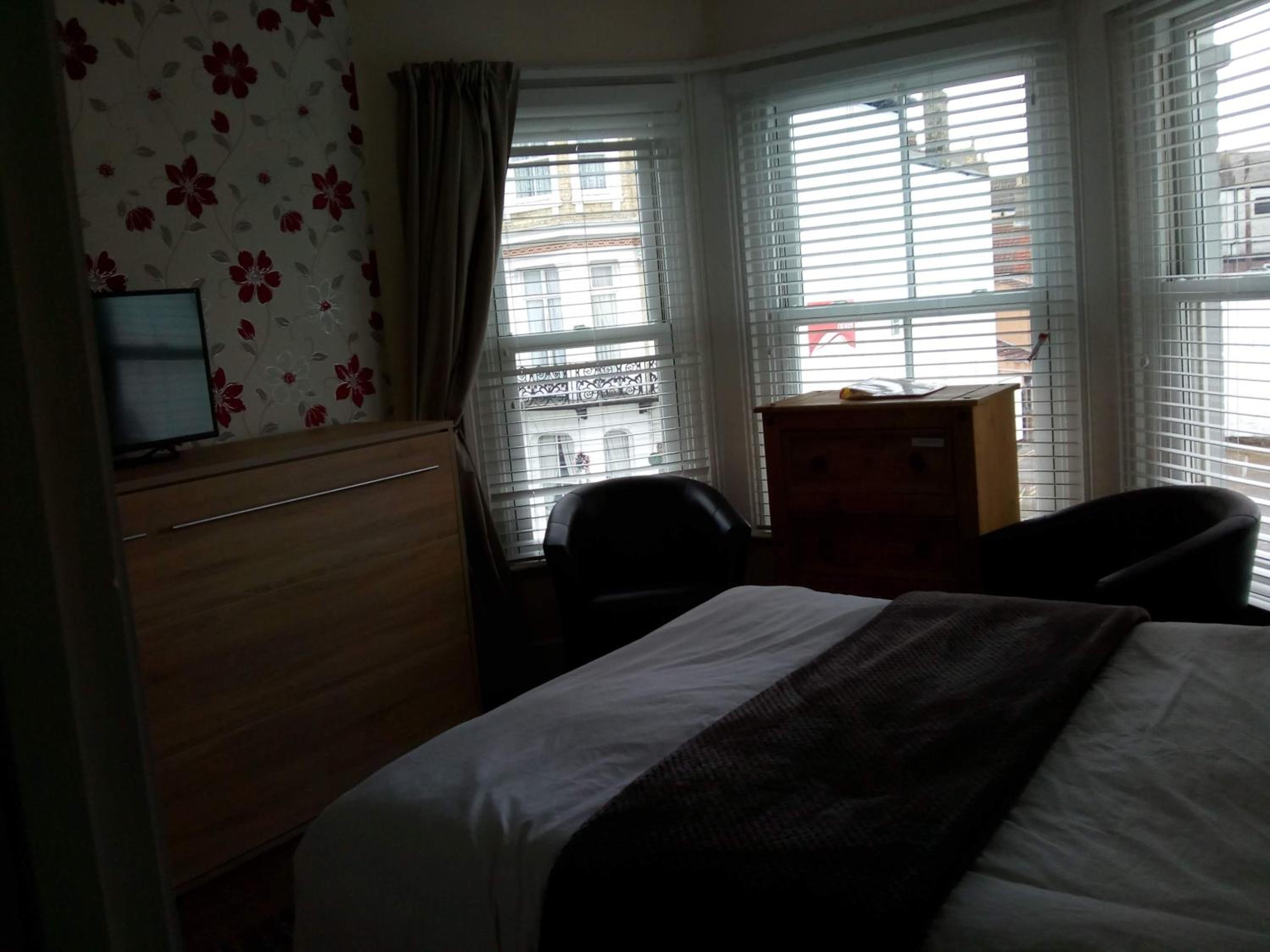 Family Double Room - Photo 5
