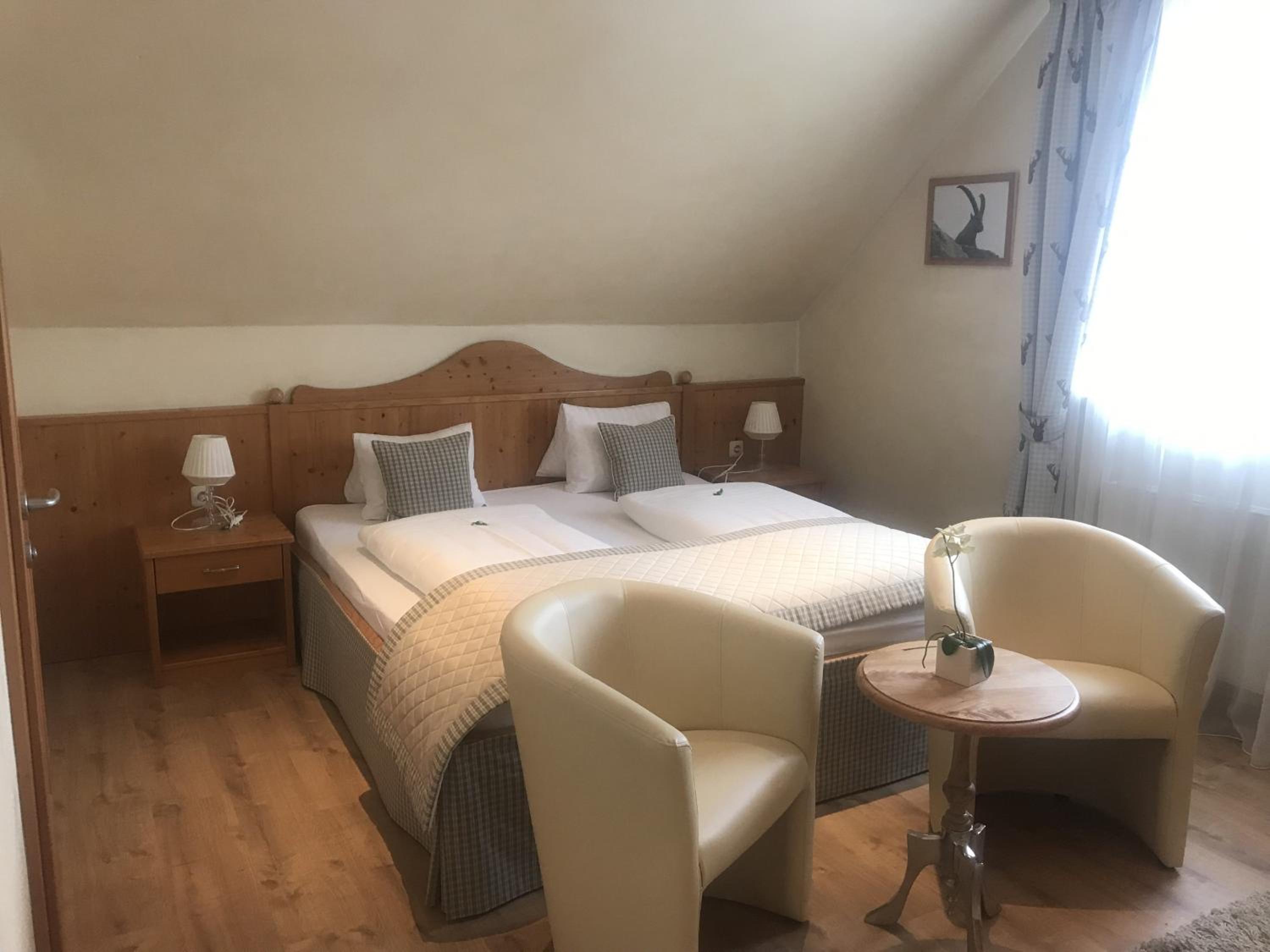 Double Room - Photo 2