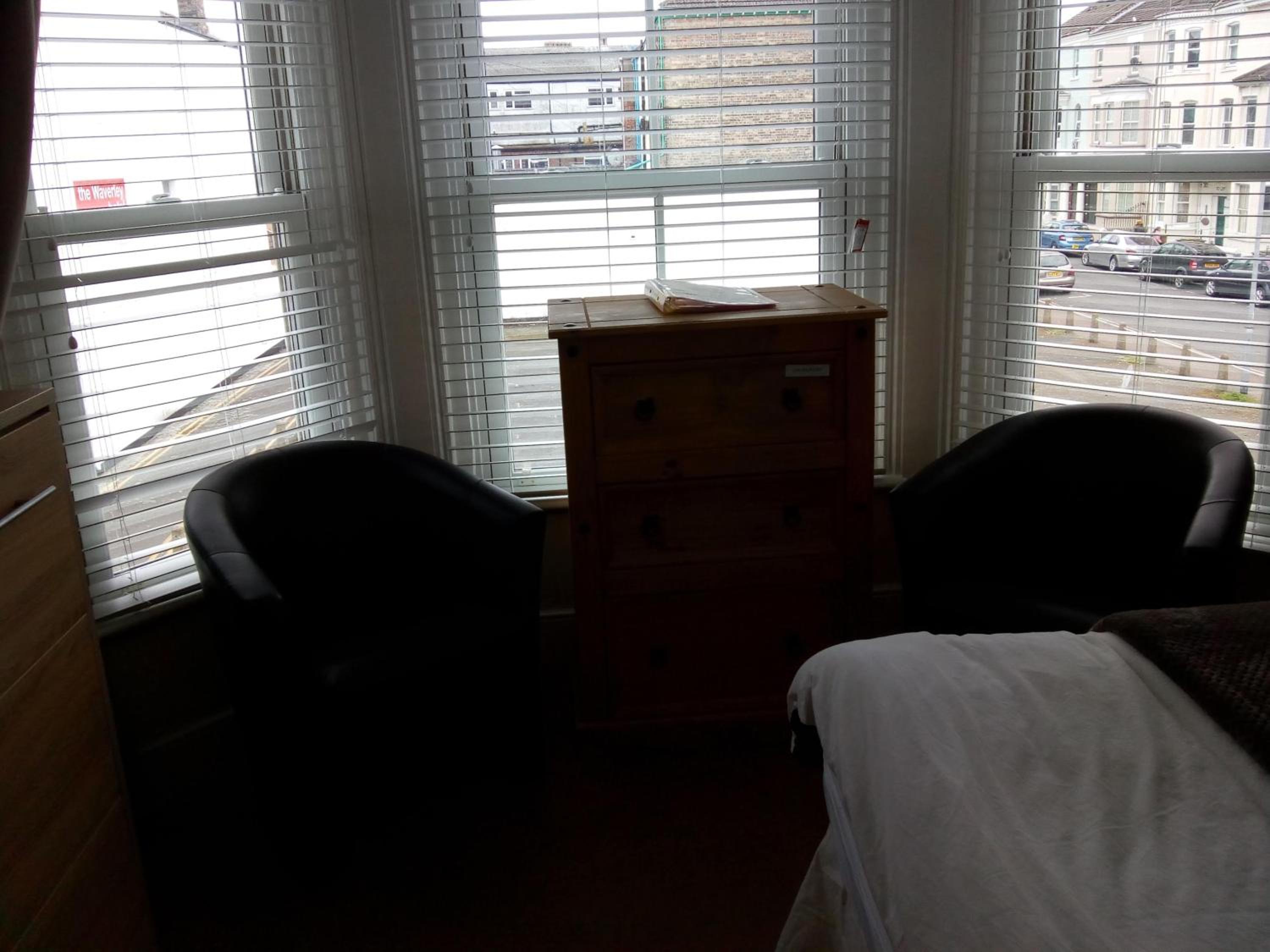 Family Double Room - Photo 13