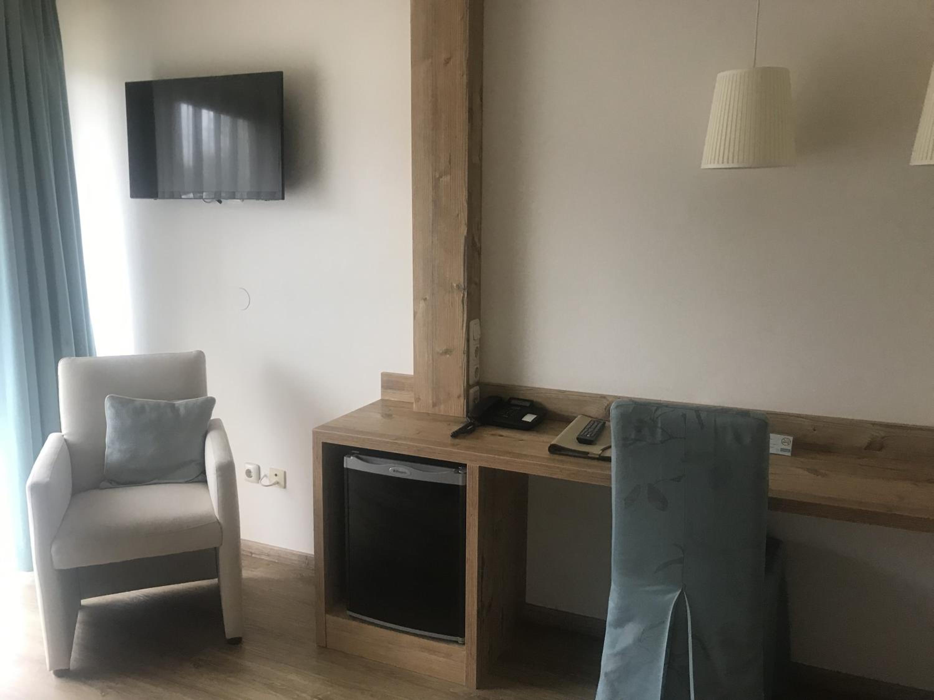 Superior Double Room - Photo 8