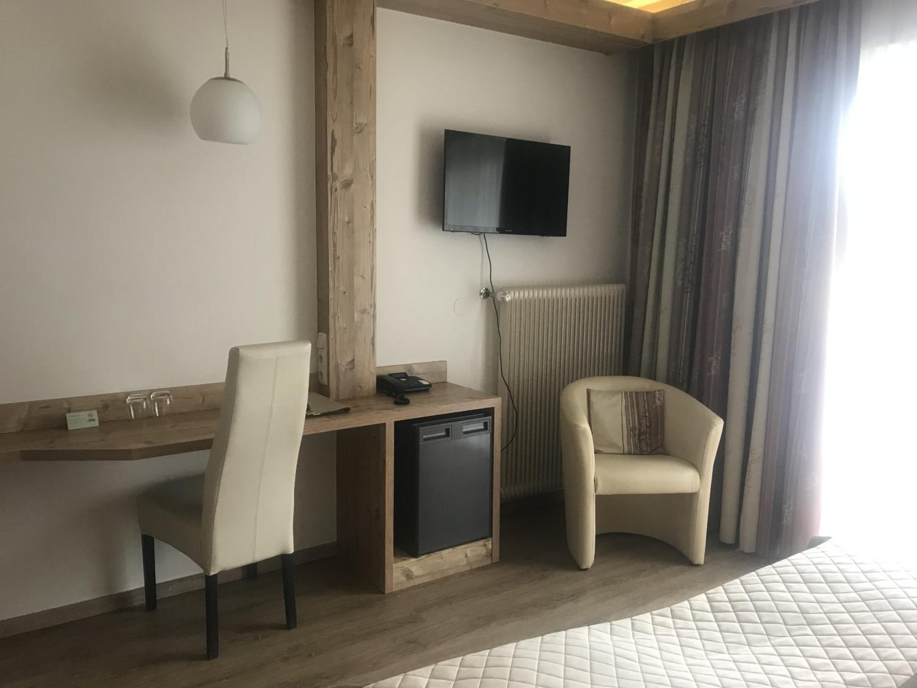 Superior Double Room - Photo 9