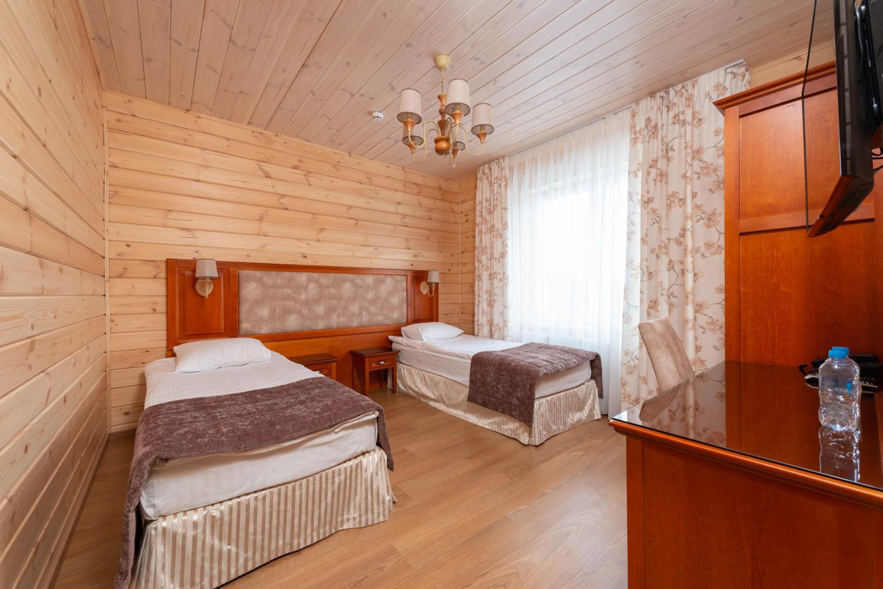 Standard Double or Twin Room photo 3