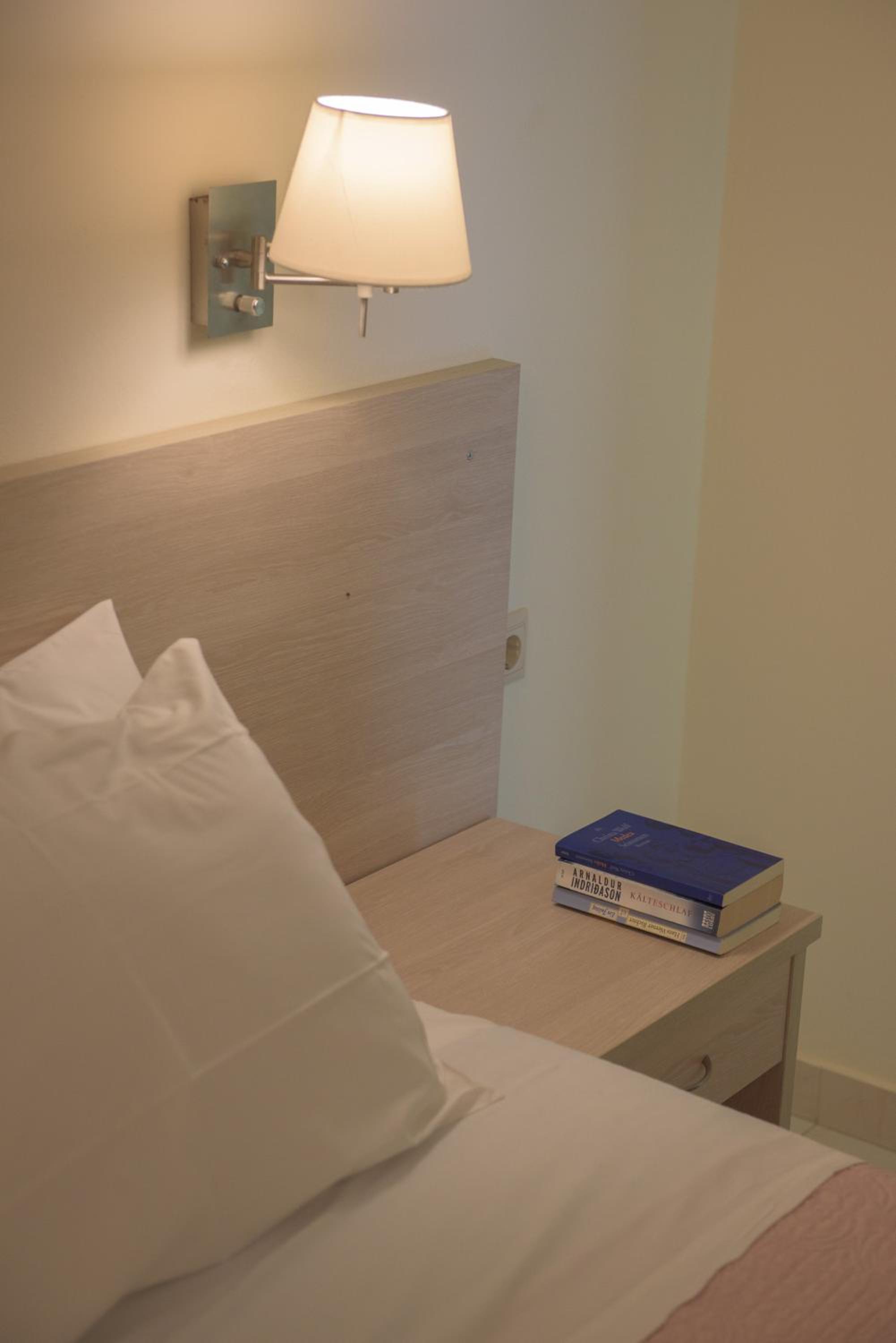 Twin Room with Garden View - Photo 5