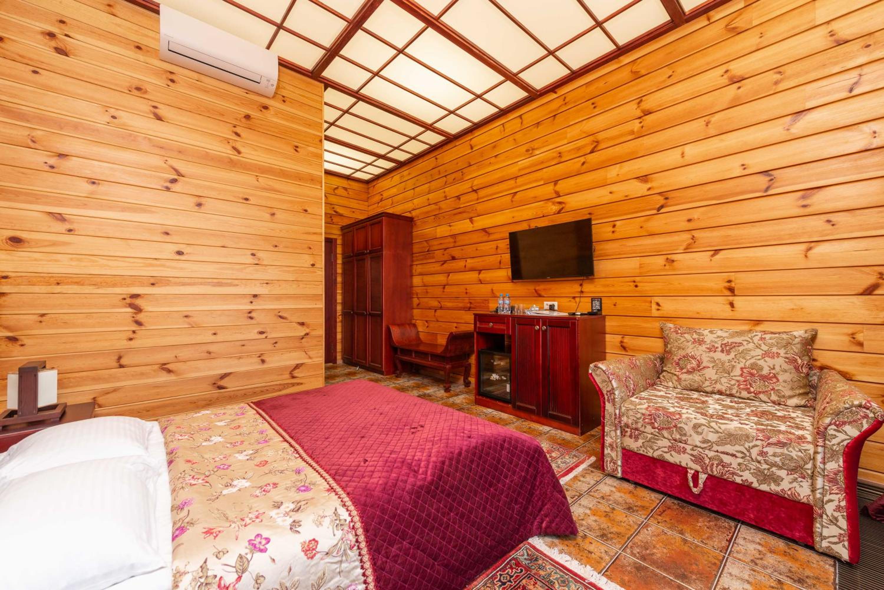 Suite with Lake View photo 3