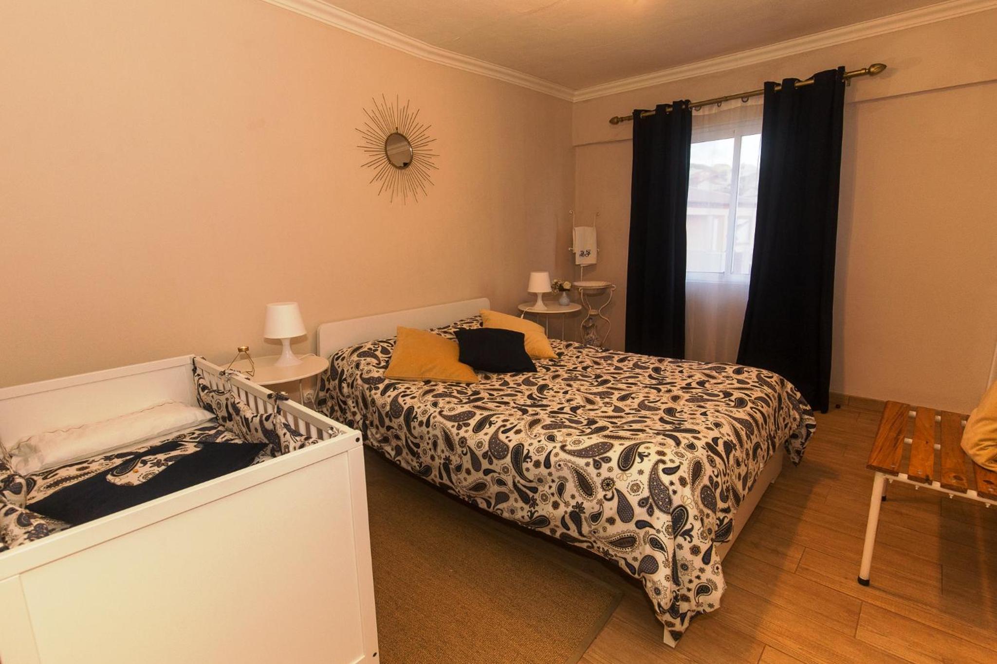 Three-Bedroom House photo 2