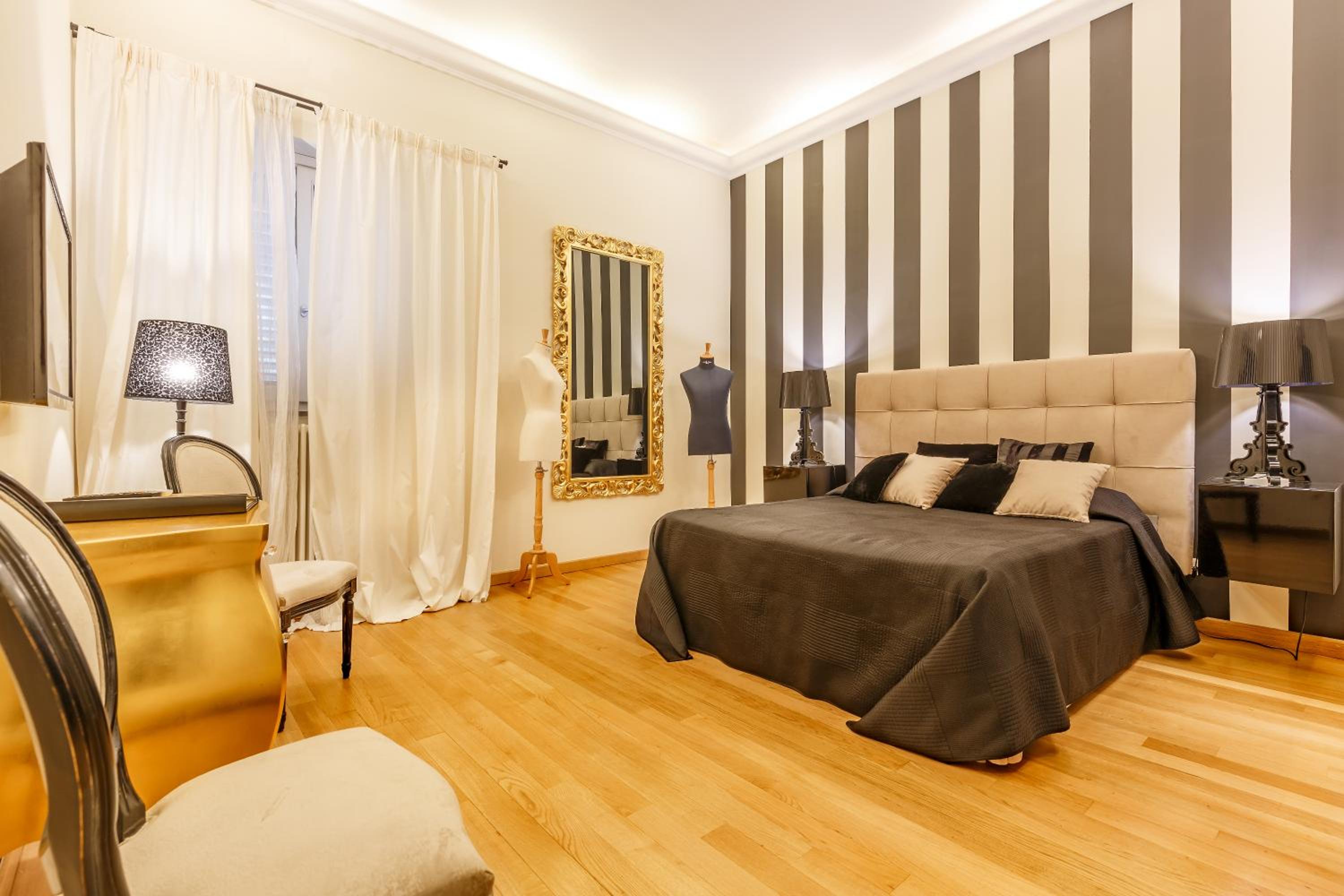 Deluxe Double Room - Photo 1