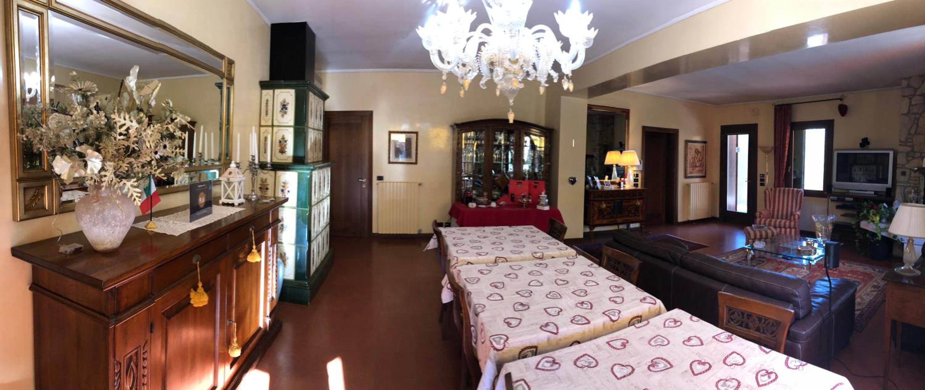 Deluxe Room with Private External Bathroom photo 3