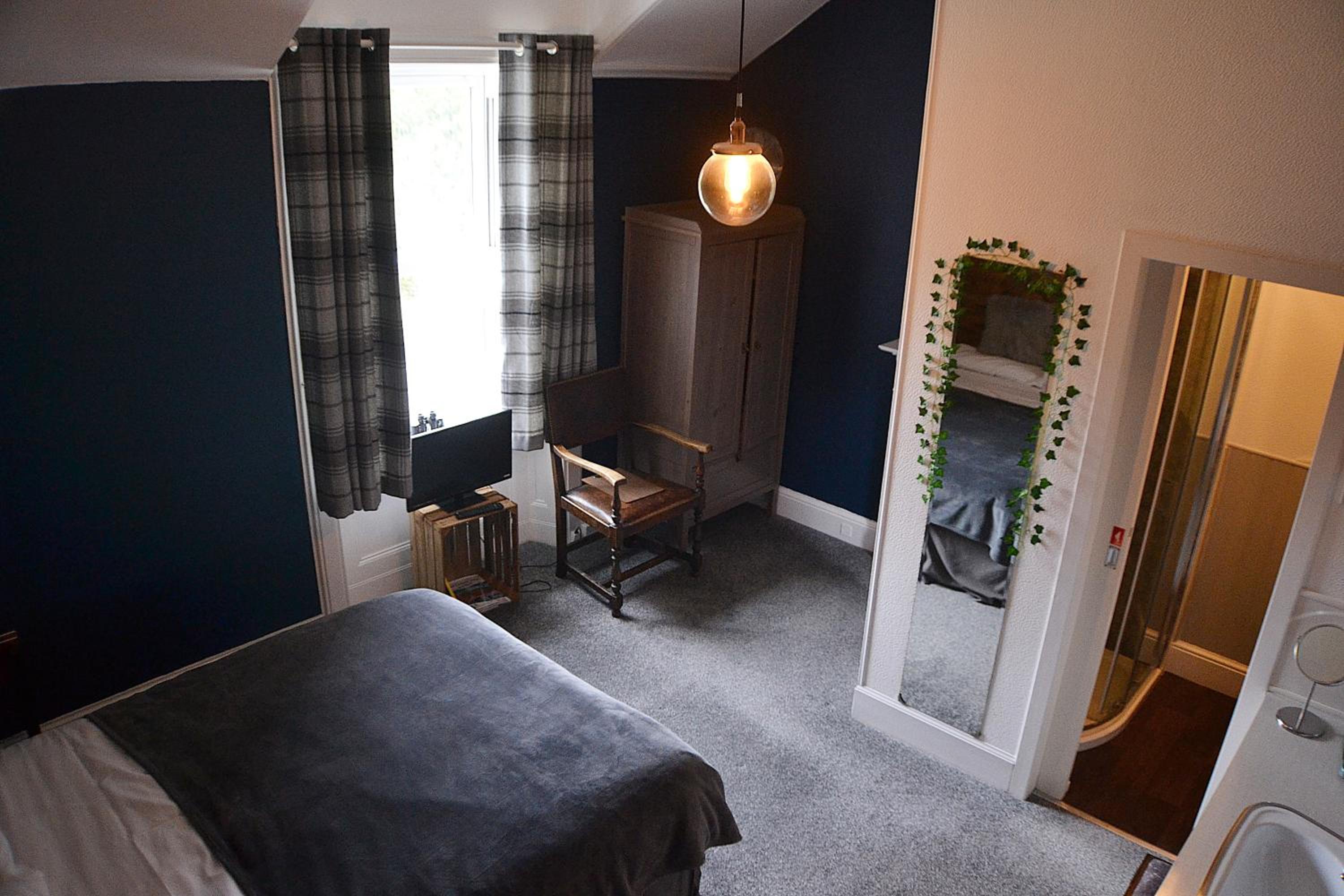 Double Room With Private Bathroom photo 1