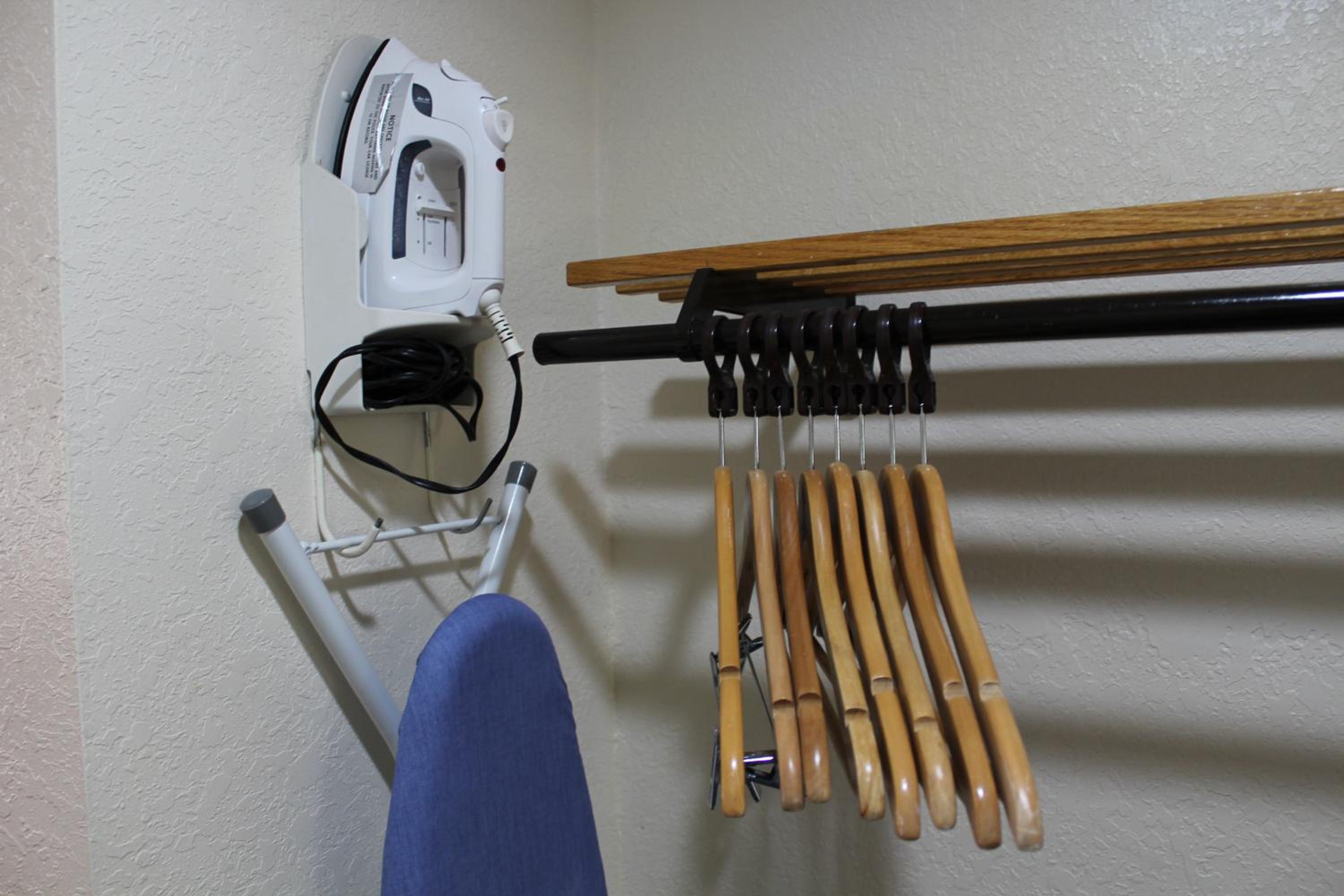 King Room - Ground Floor/Non-Smoking - Photo 2