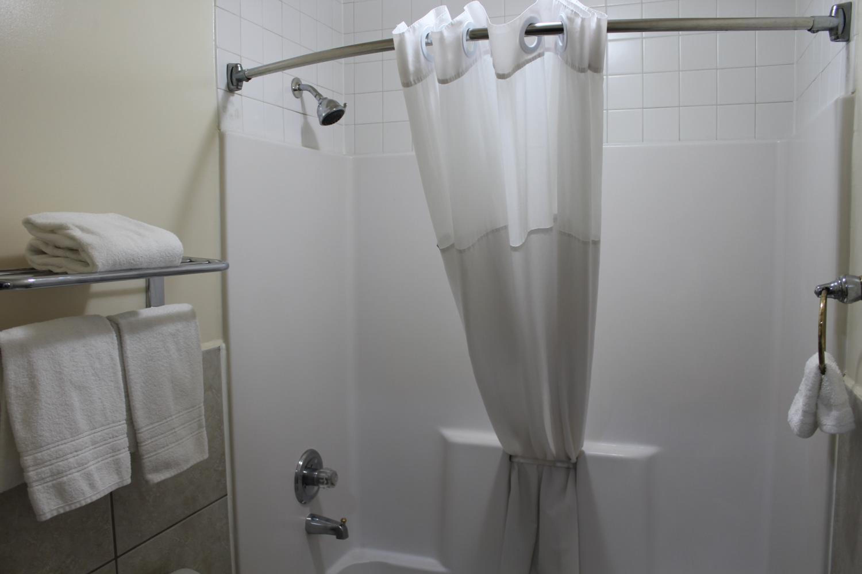King Room - Ground Floor/Non-Smoking - Photo 12