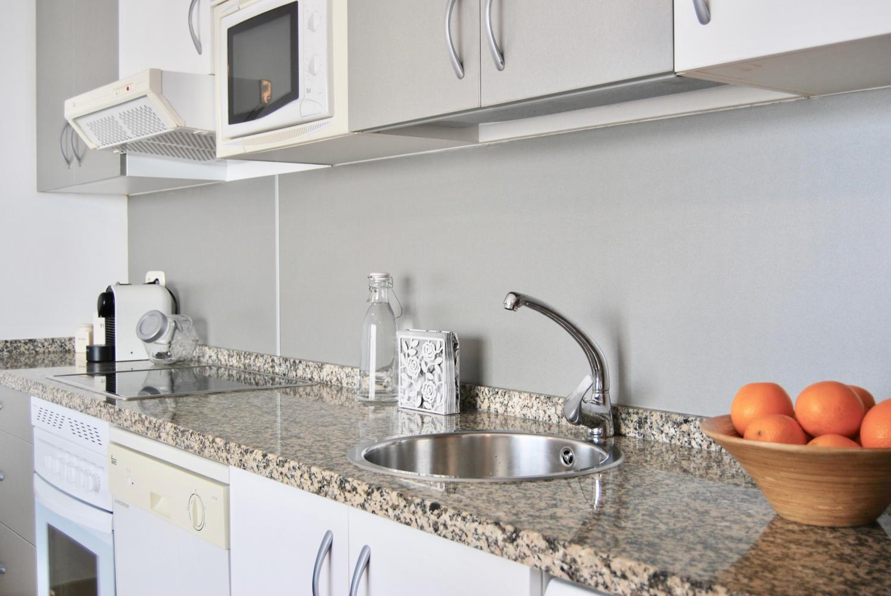 Apartment - Photo 45