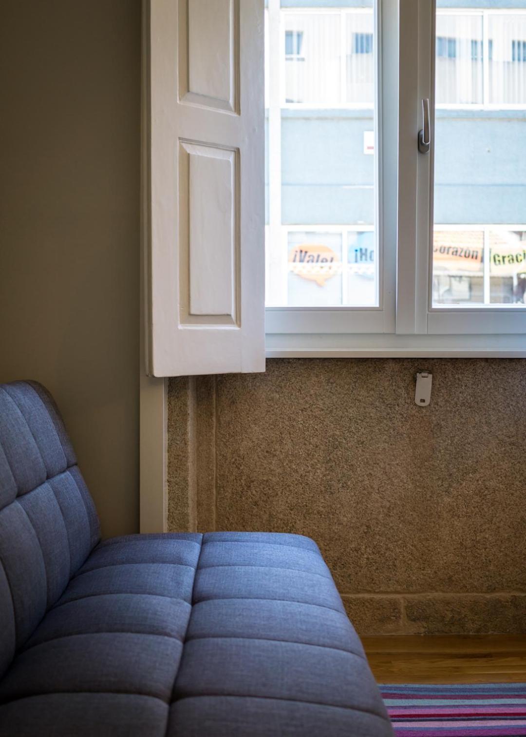 Apartment with Balcony - Photo 7