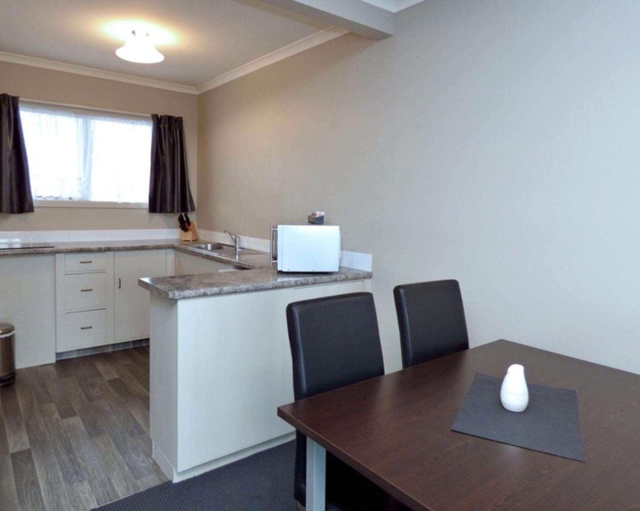 Superior Two-Bedroom Apartment - Photo 5