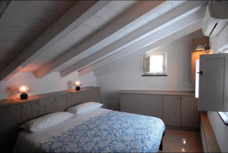 Two-Bedroom House - Photo 15