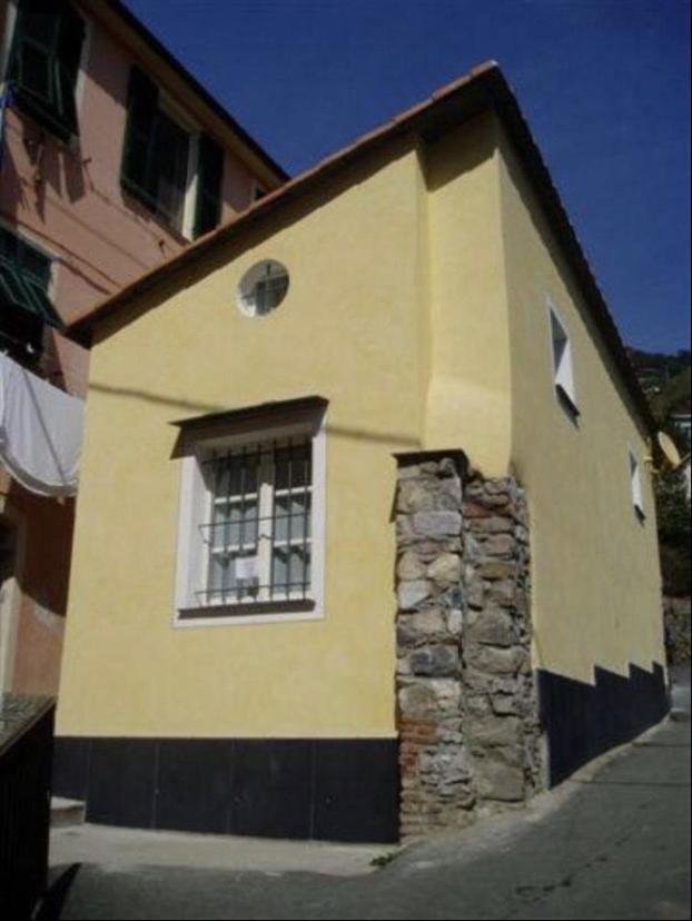 Two-Bedroom House - Photo 16