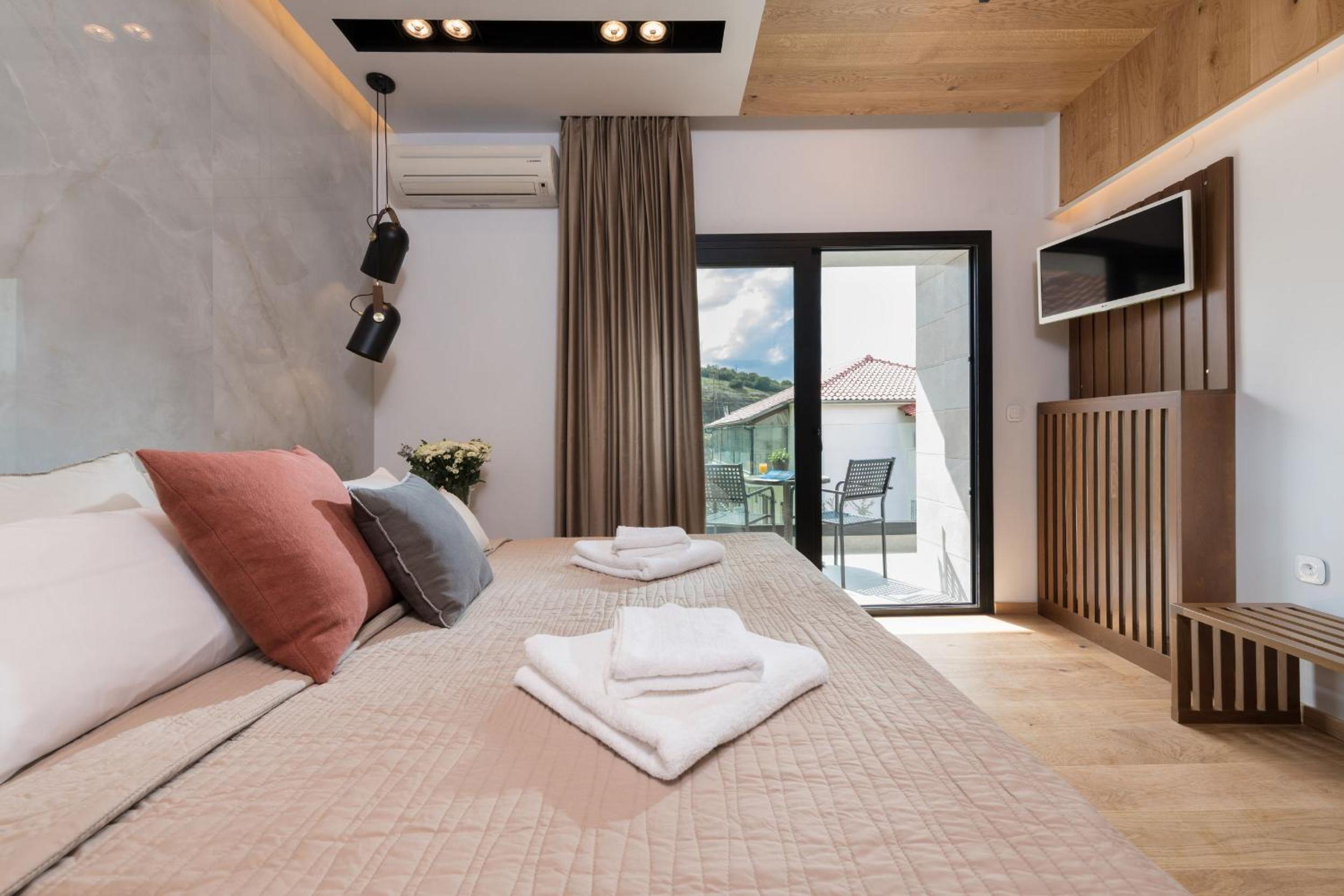 The Modern Room - Photo 7