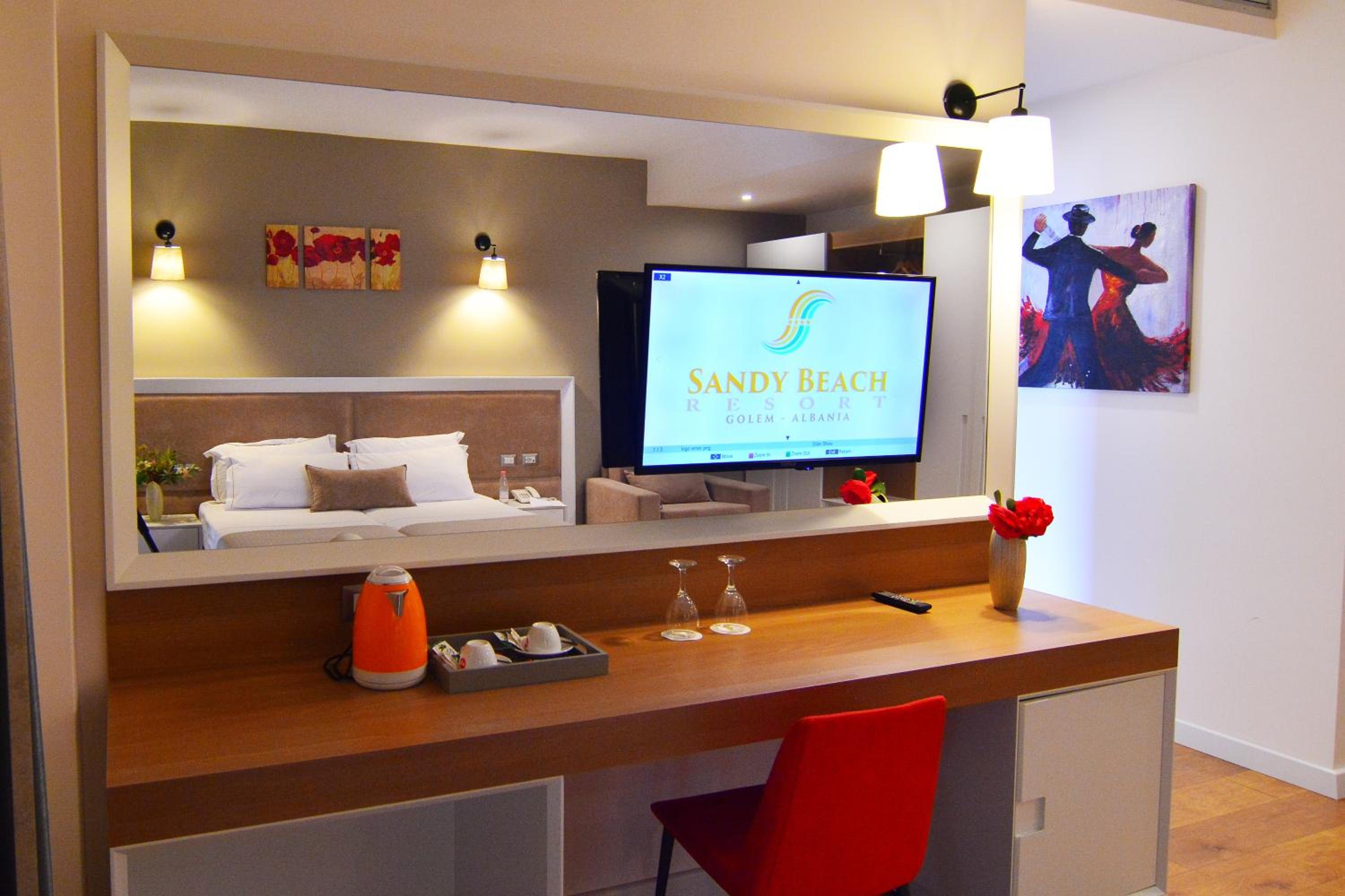Deluxe Double or Twin Room photo 3