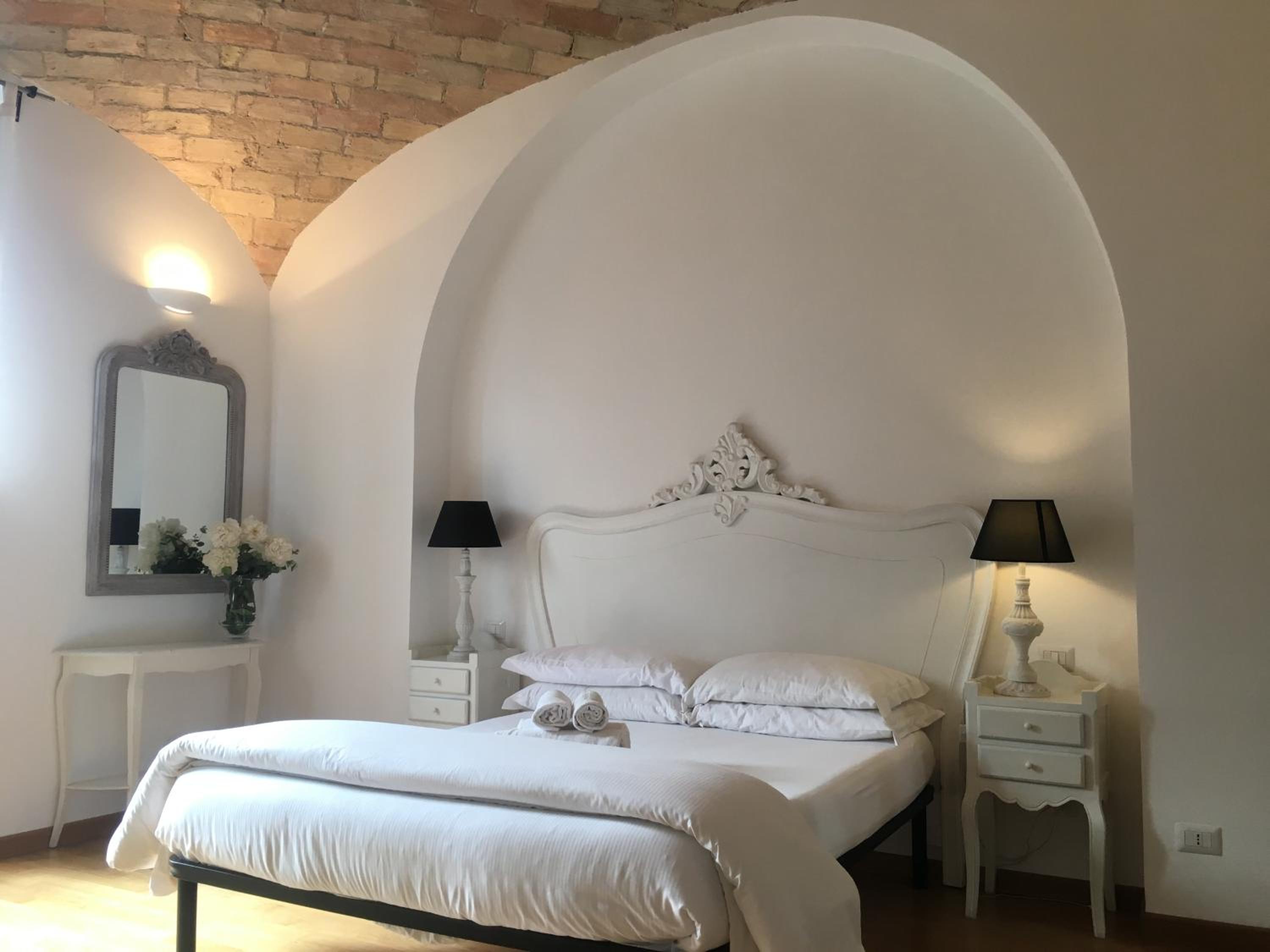 Suite with City View photo 1