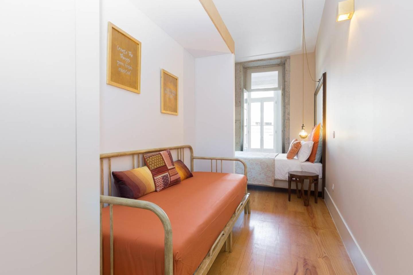 Apartment - Photo 2