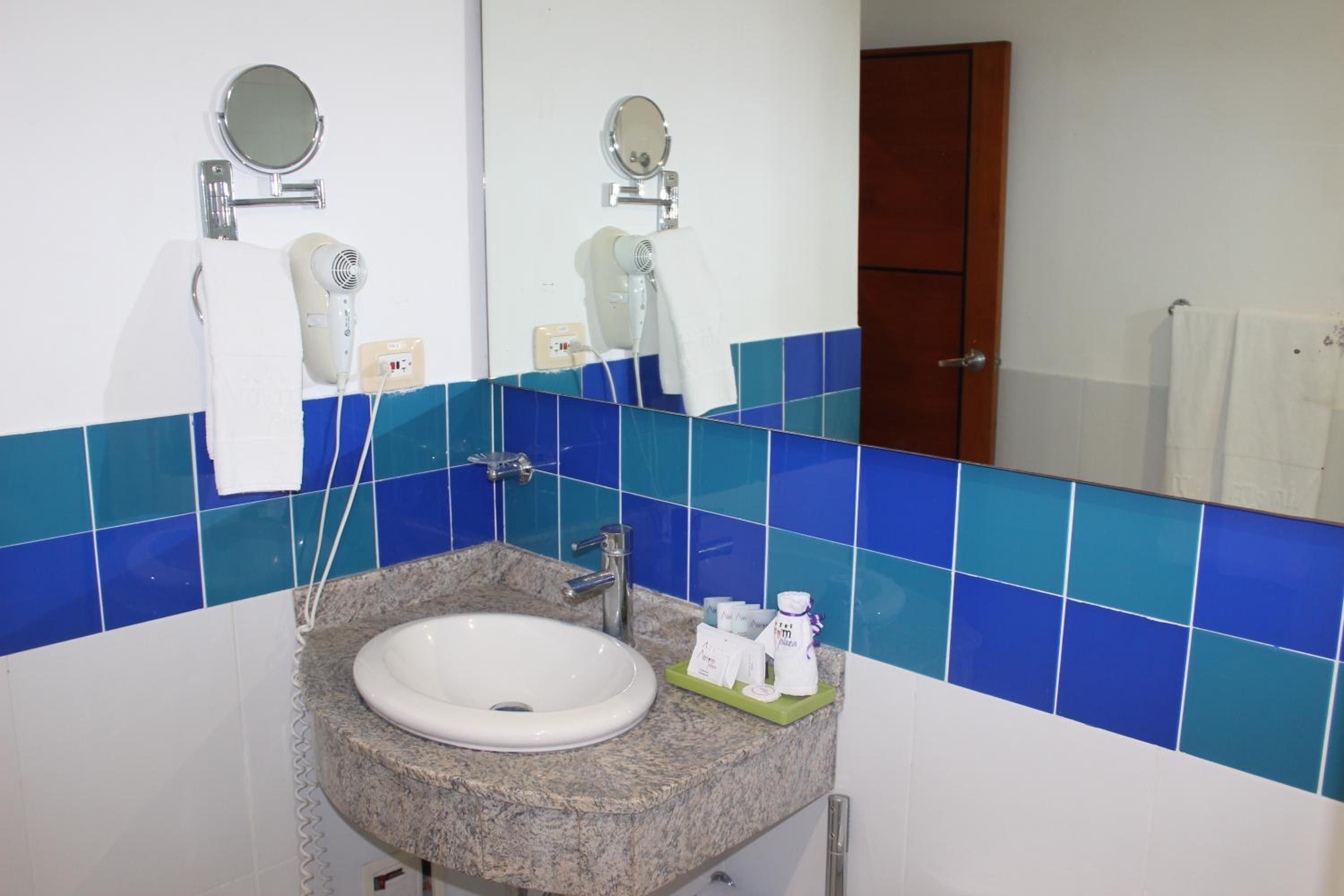 Junior Suite - Photo 6