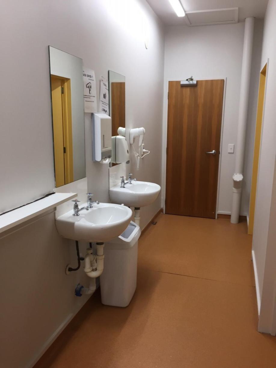 Double Room - Photo 4
