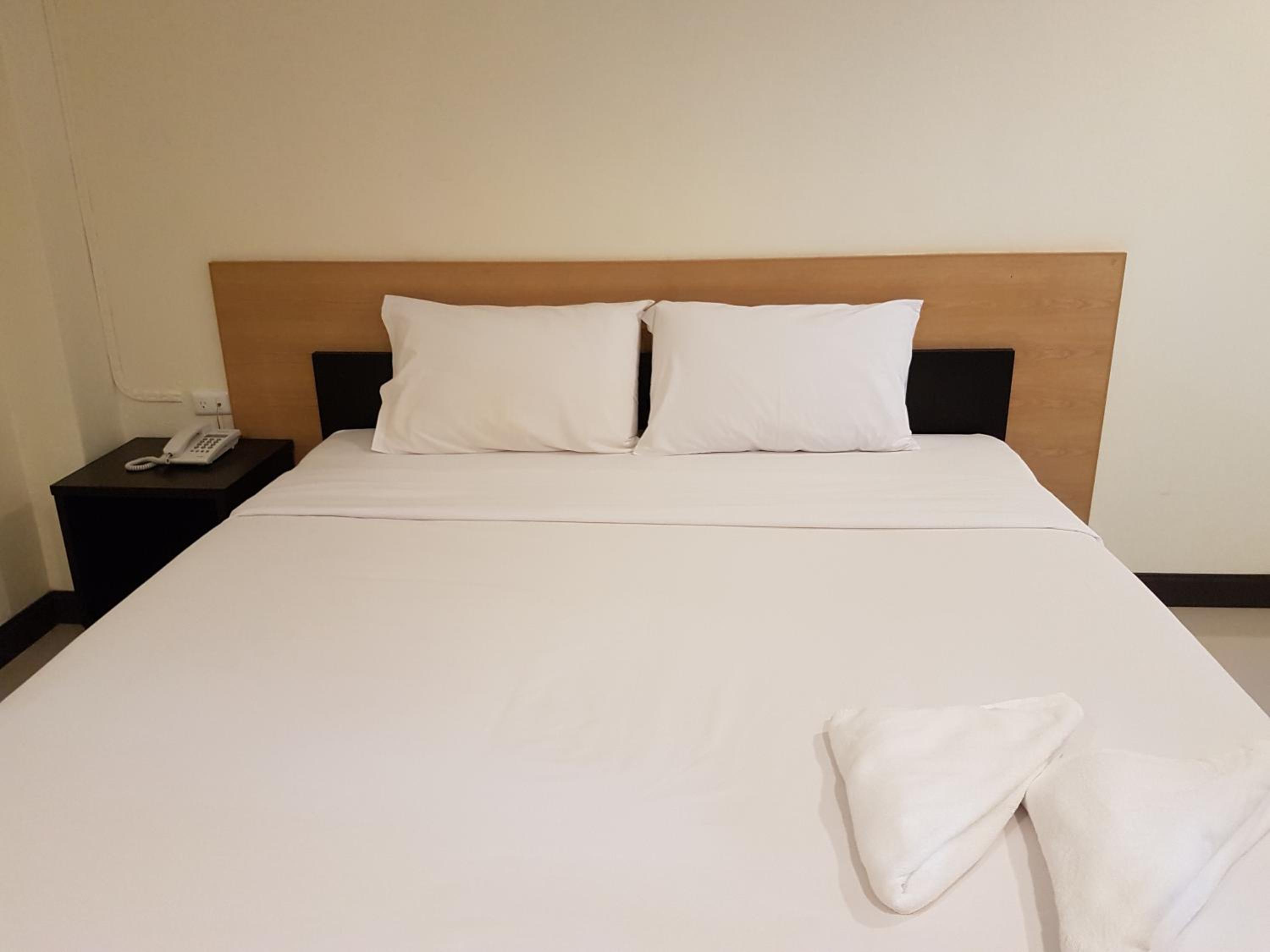 Standard Double Room - Photo 4