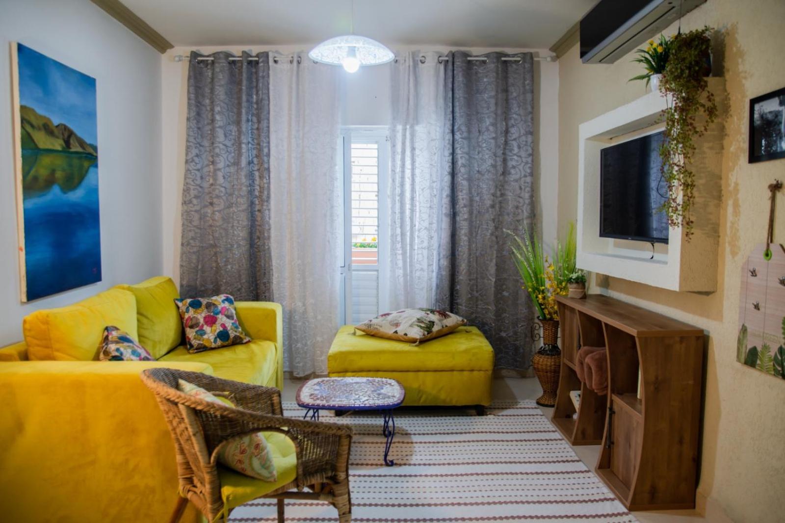 Three-Bedroom Standard Apartment - Photo 15