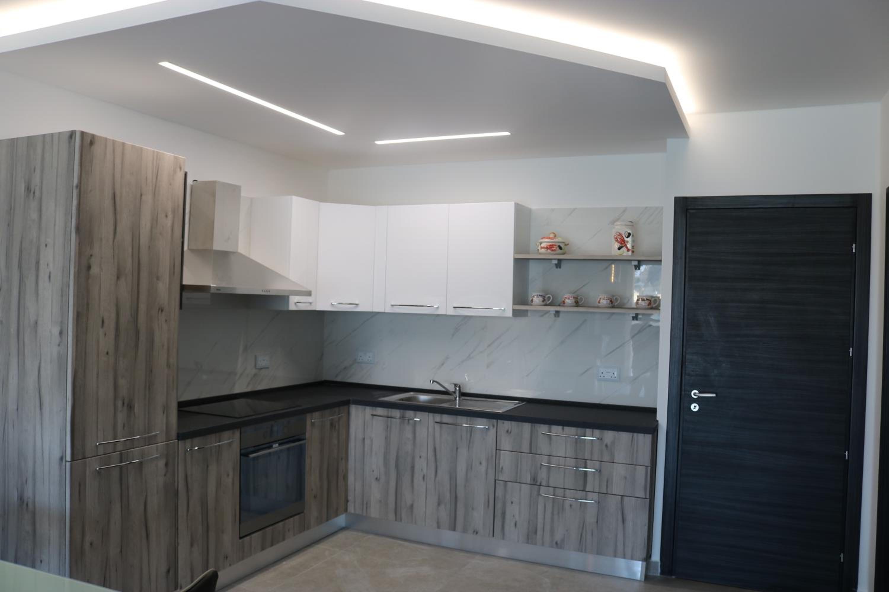 Apartment with Terrace photo 2