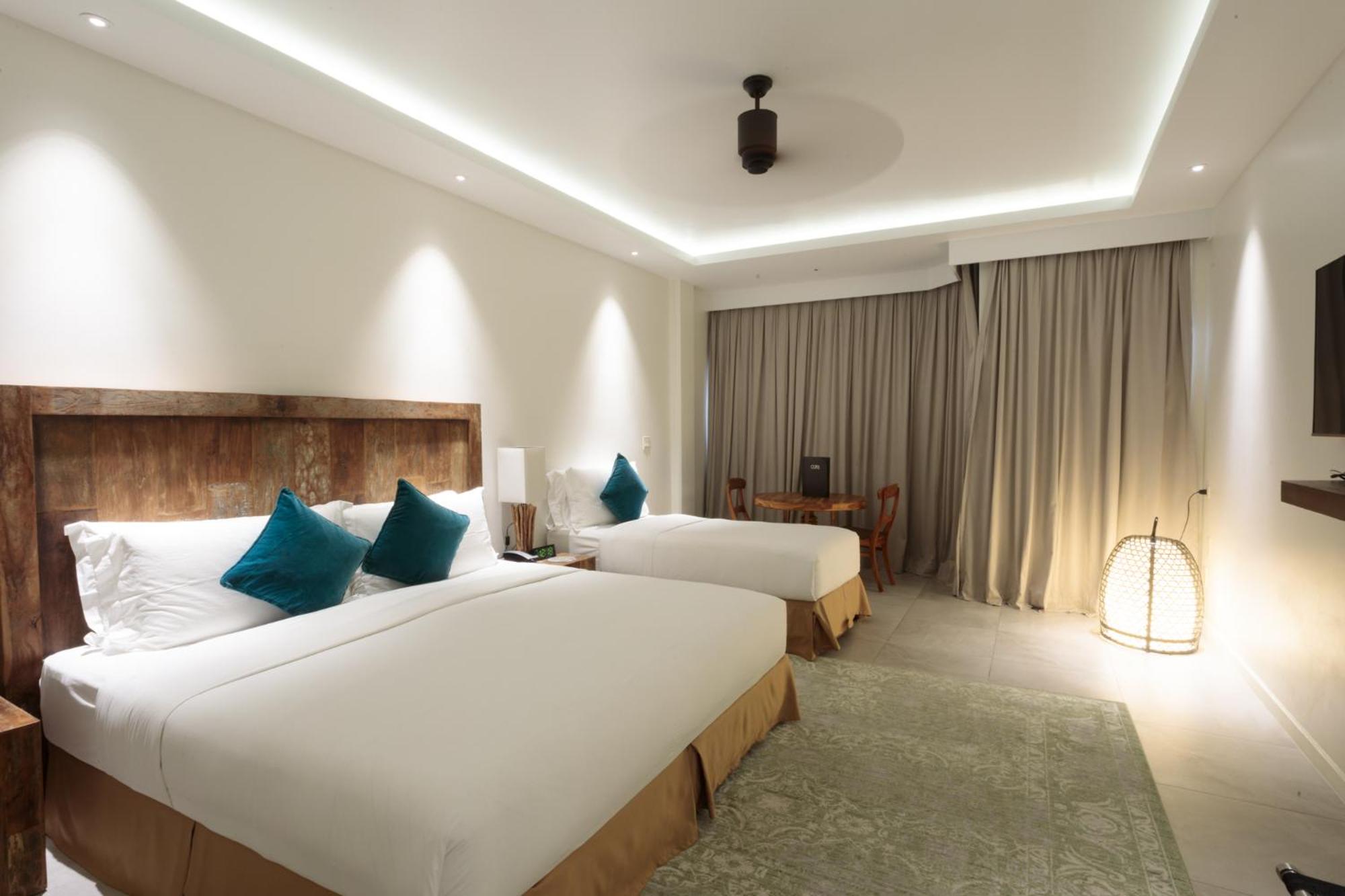 Standard Twin Room with Sea View photo 3