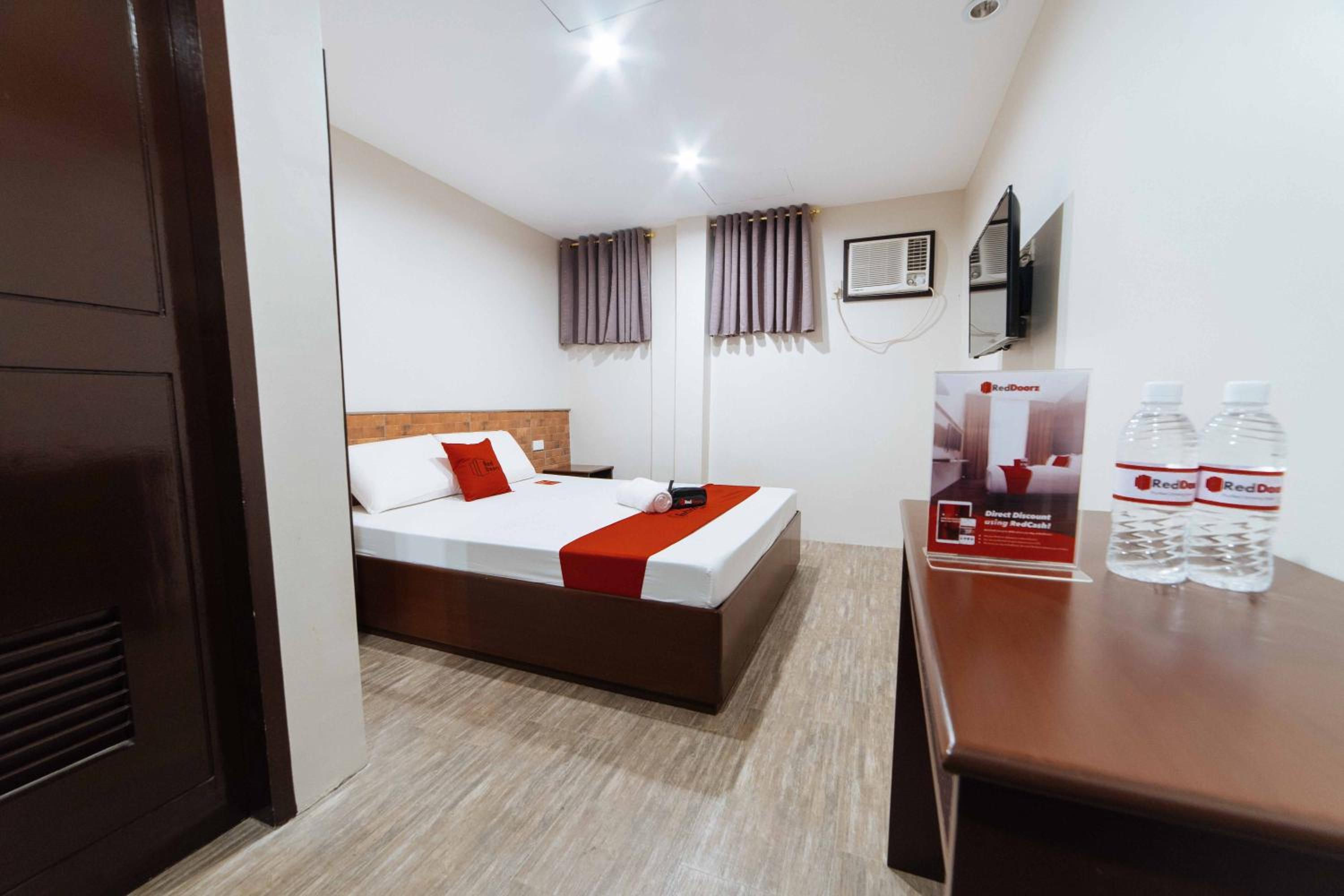 Double Room - Photo 5