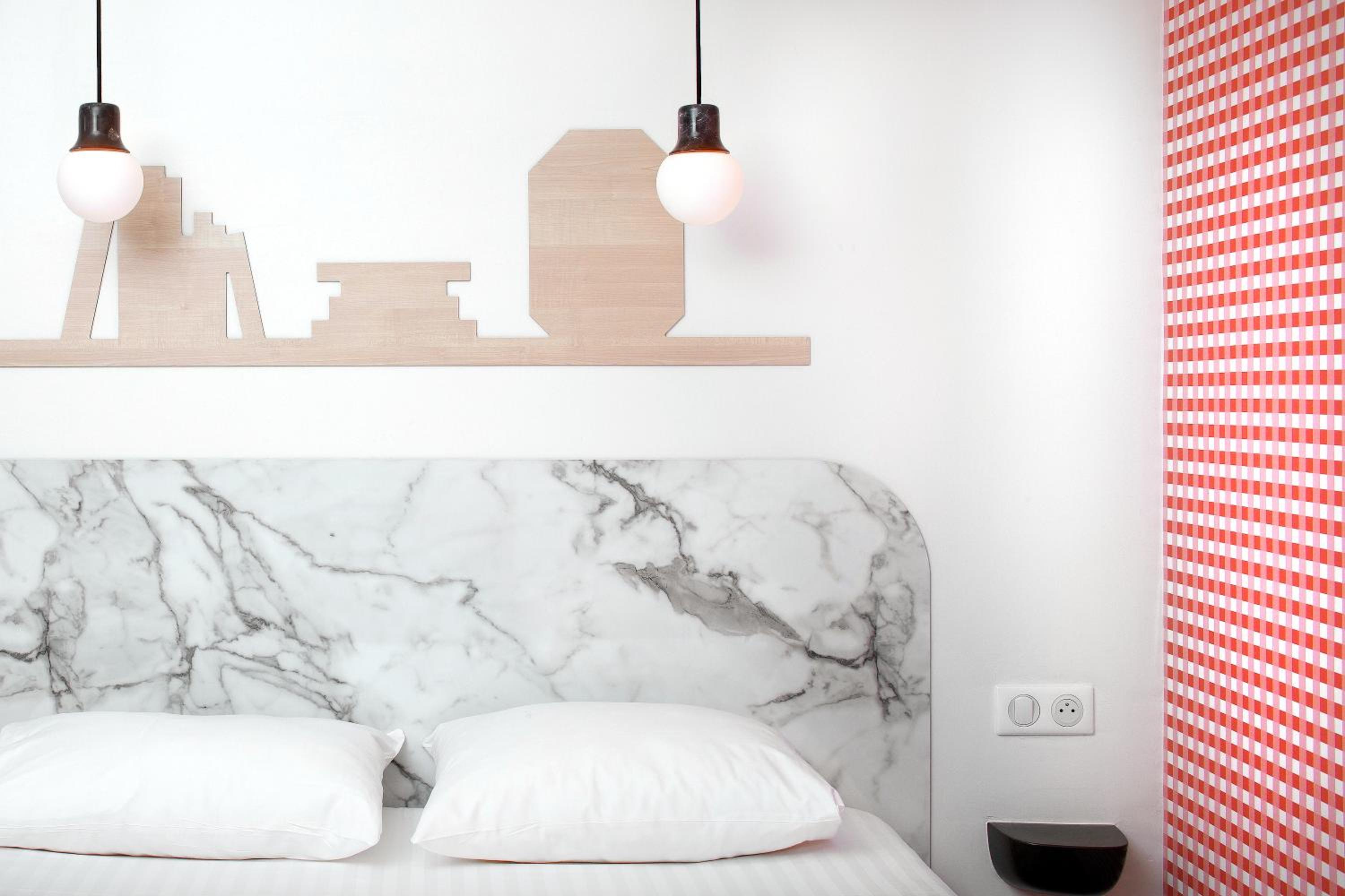 Standard Double Room - Photo 10