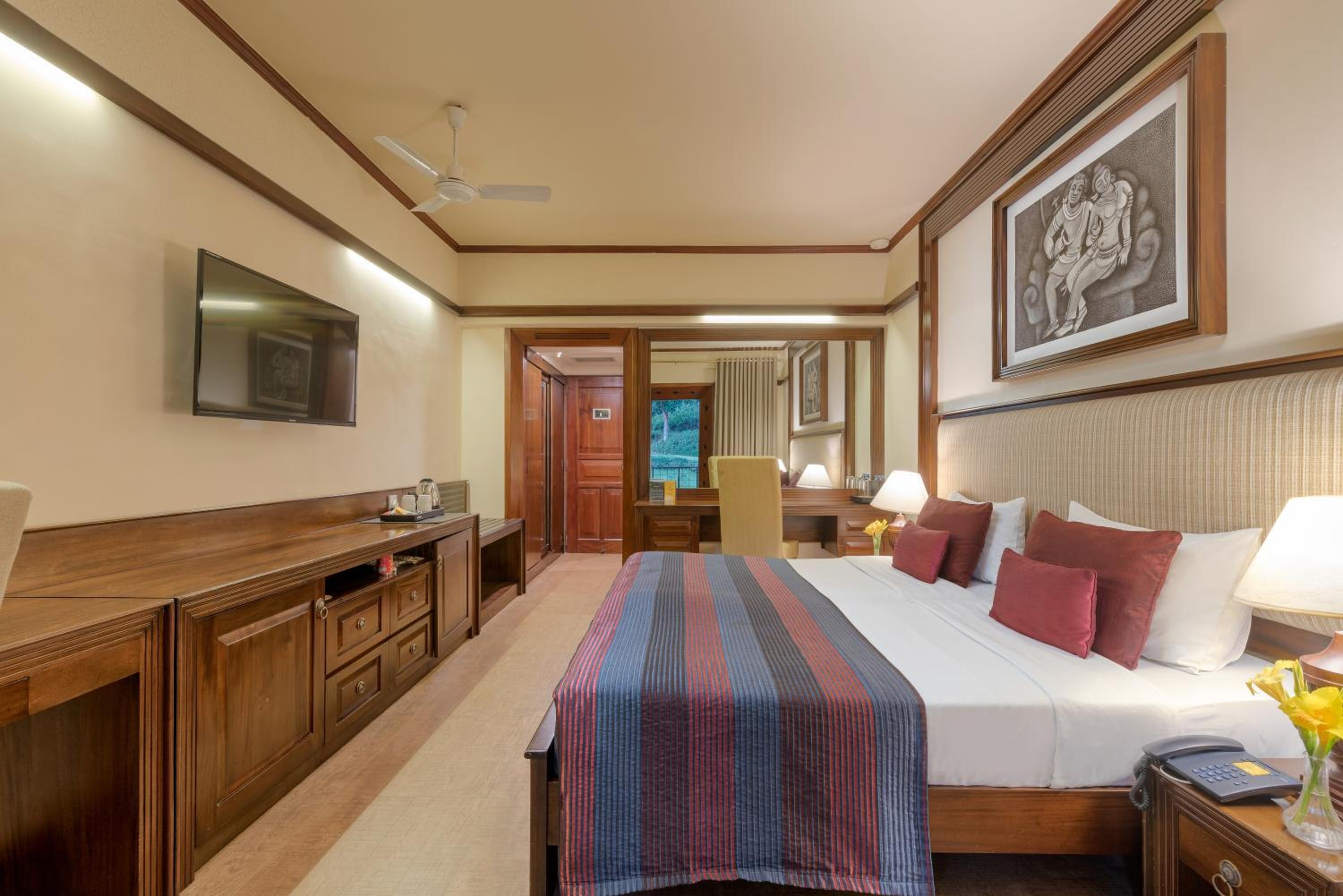 Premium Deluxe Room - Photo 4