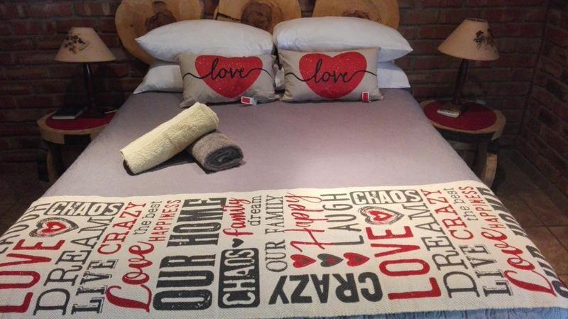 Standard Double Room - Photo 5