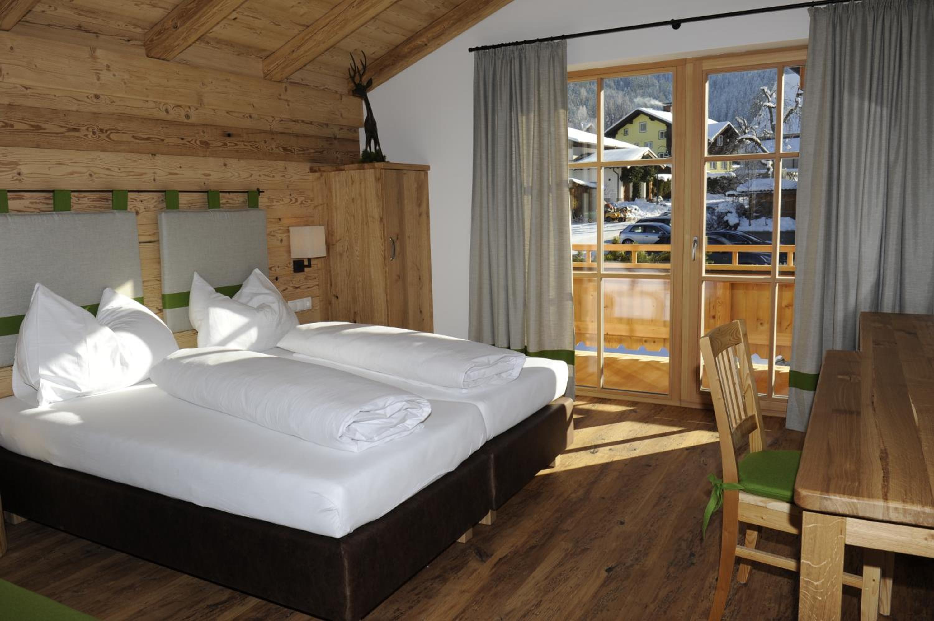 Three-Bedroom Chalet - Photo 30
