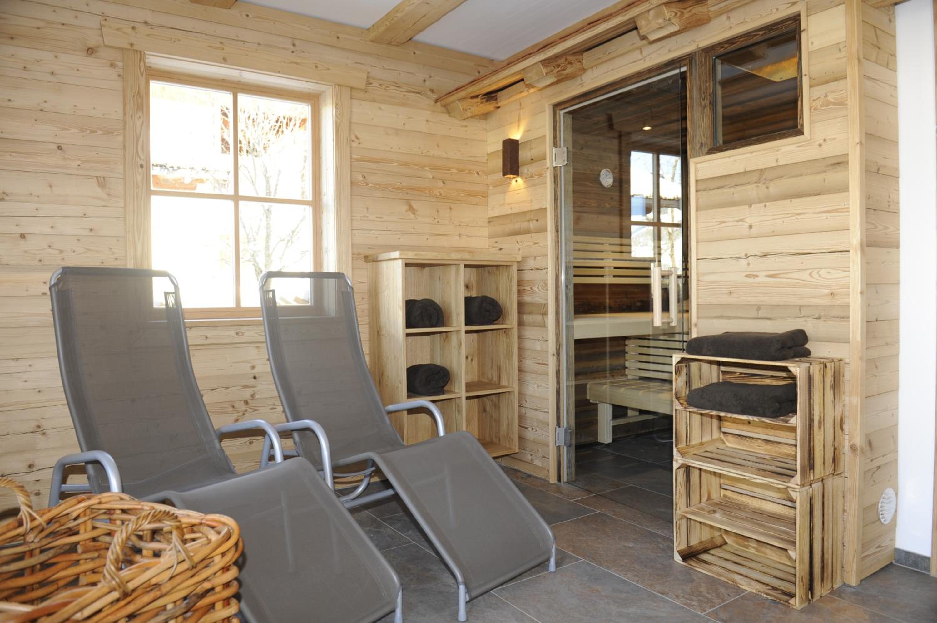 Three-Bedroom Chalet - Photo 38