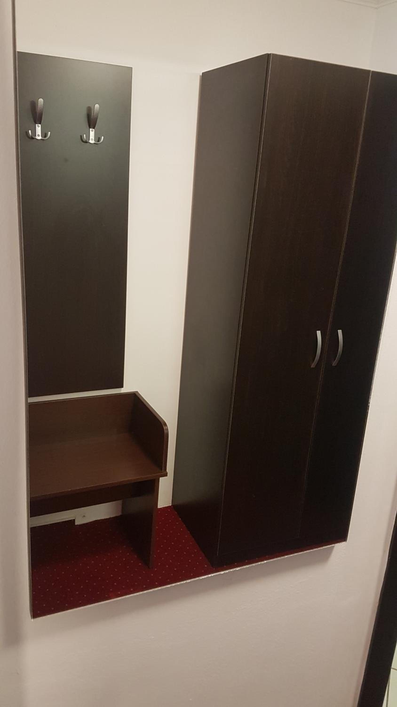 One-Bedroom Suite with Balcony - Photo 11