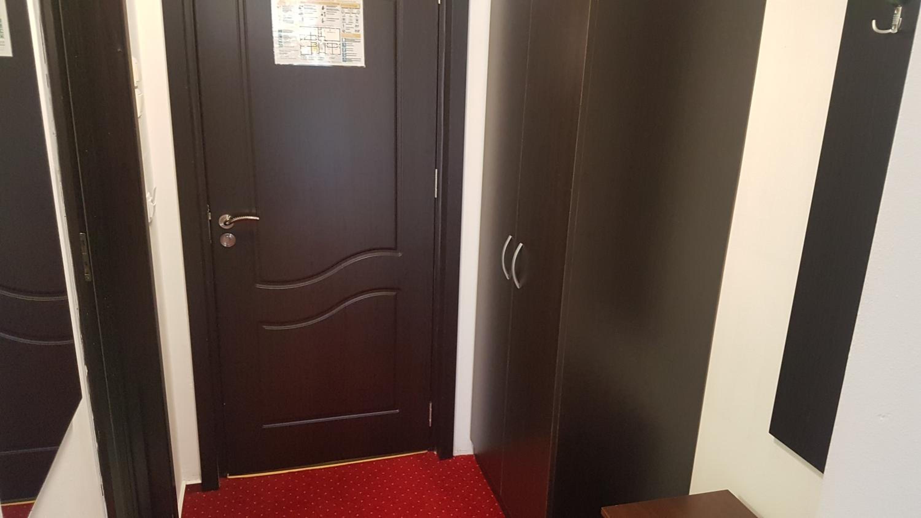 Double or Twin Room - Photo 25