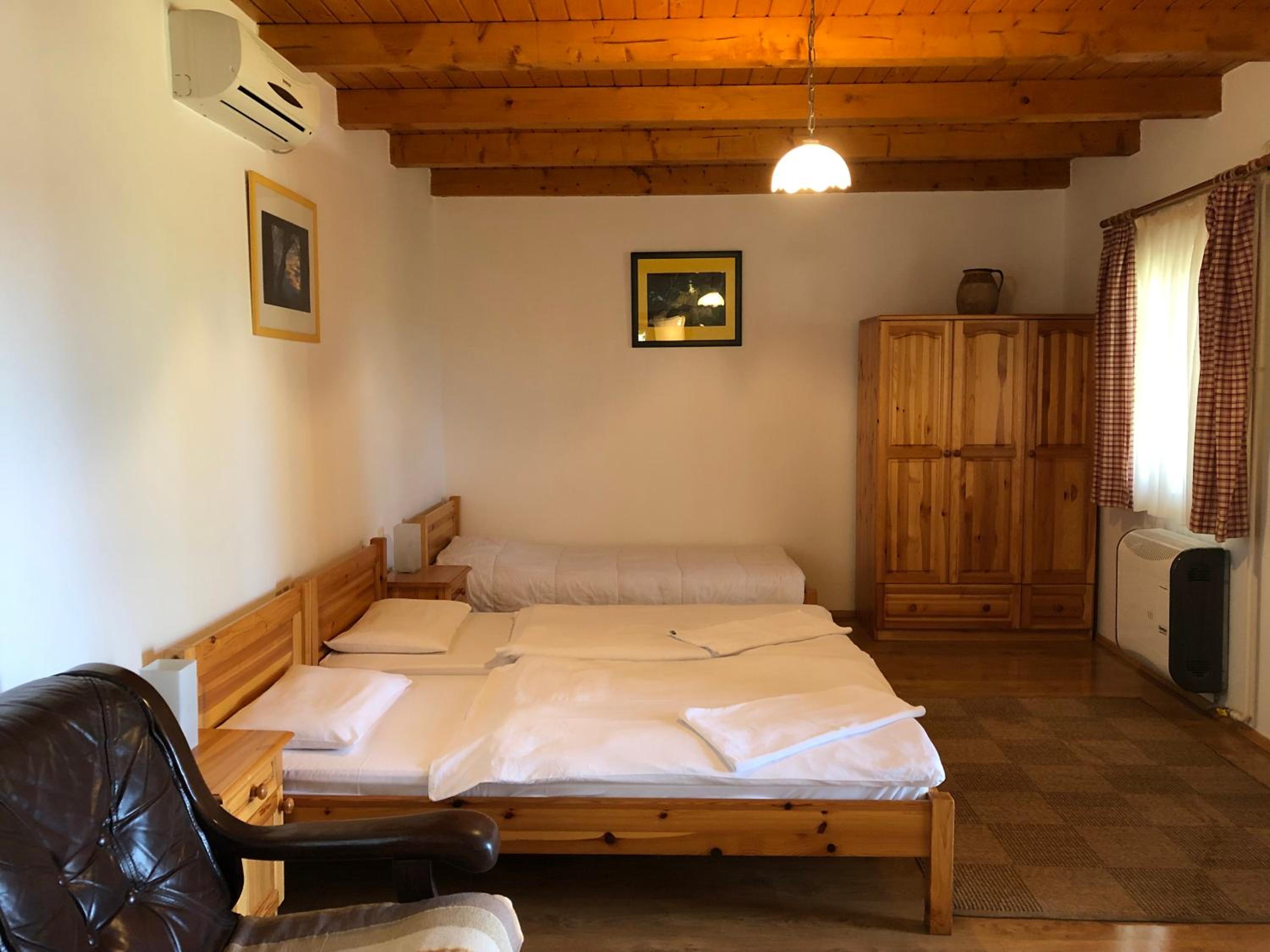 Triple Room photo 2