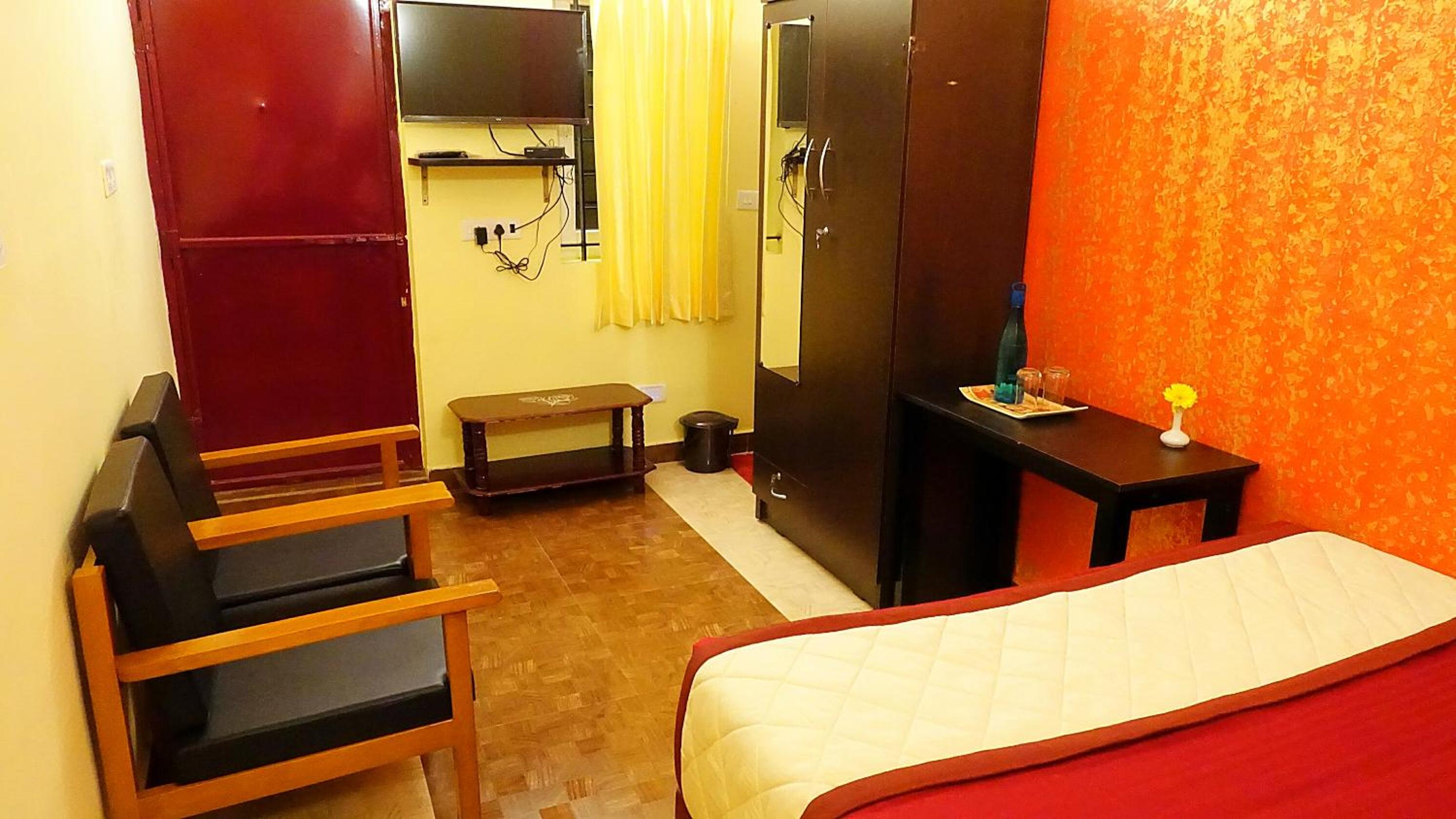 Two-Bedroom Holiday Home (Entire Villa) - Photo 9