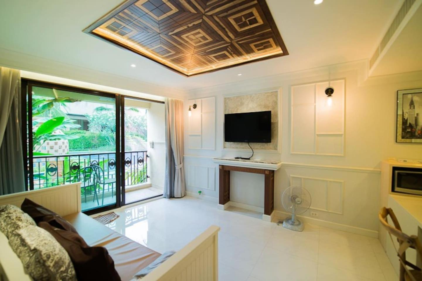 Apartment - Photo 34