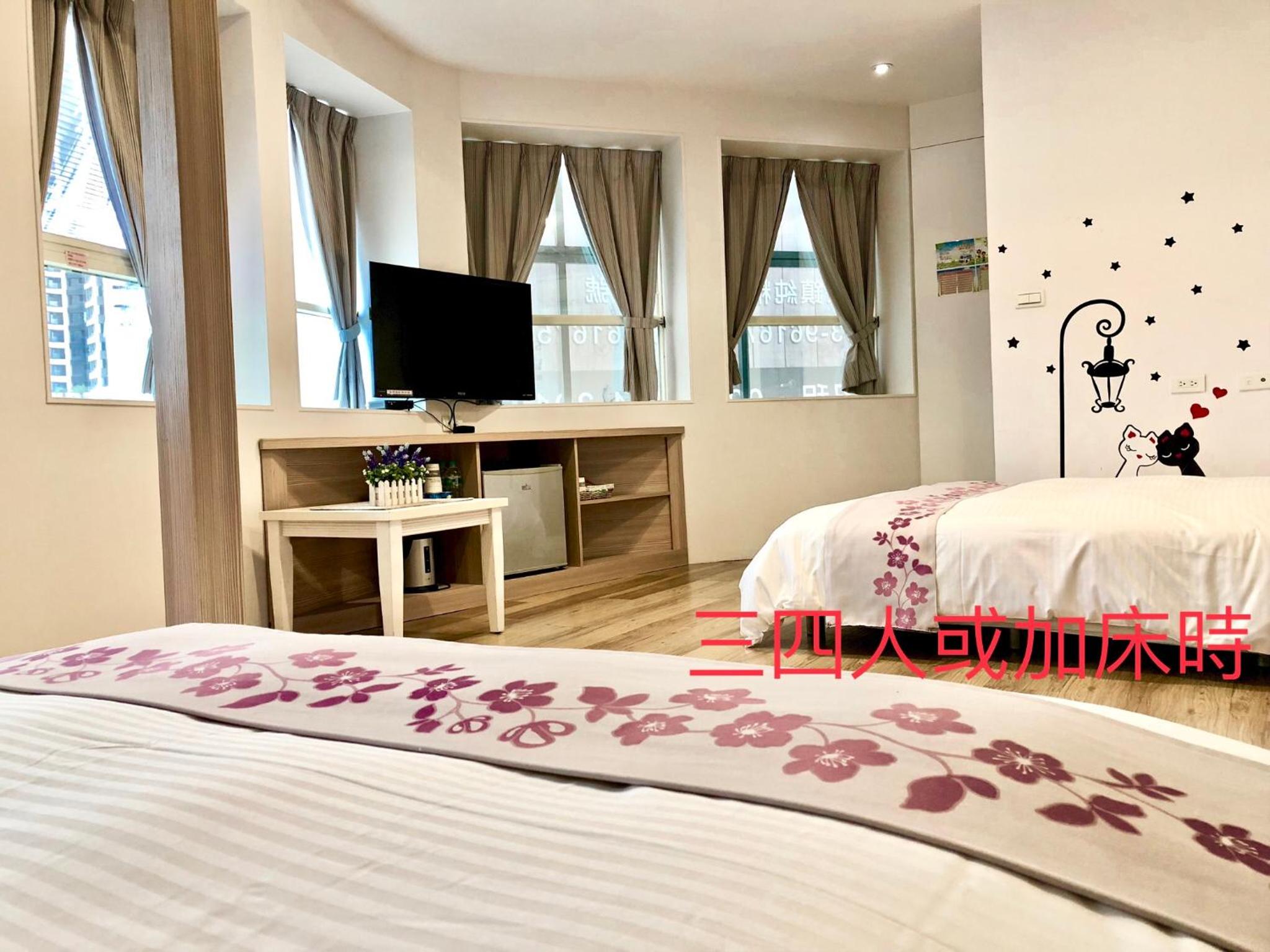 Double Room - Photo 5