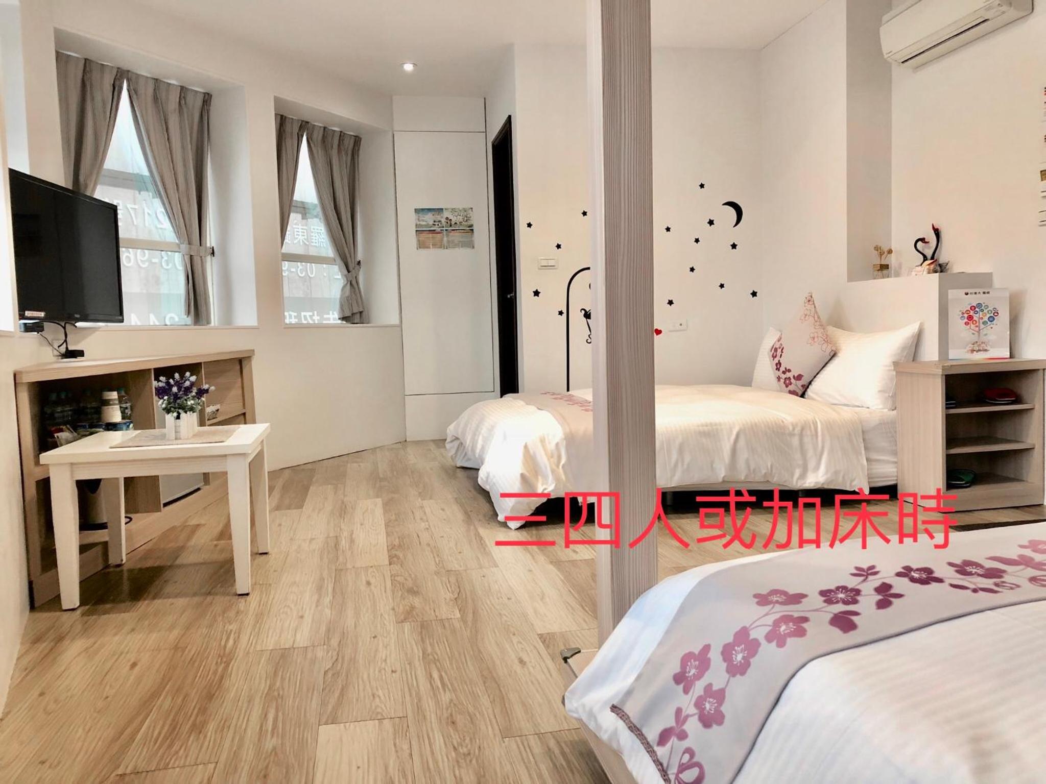Double Room - Photo 4