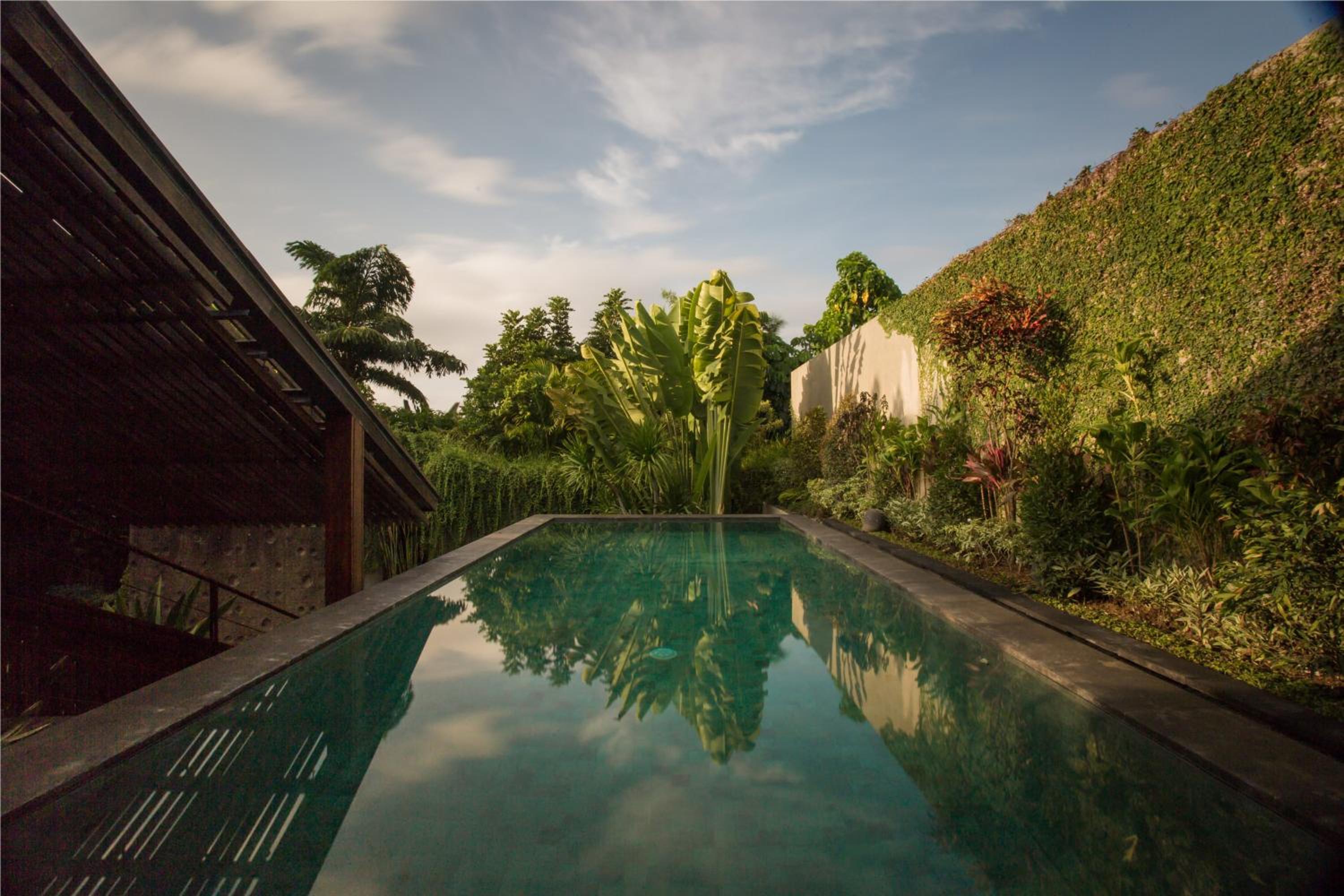 Grand Three-Bedroom Pool Villa with Luxury Benefits photo 3